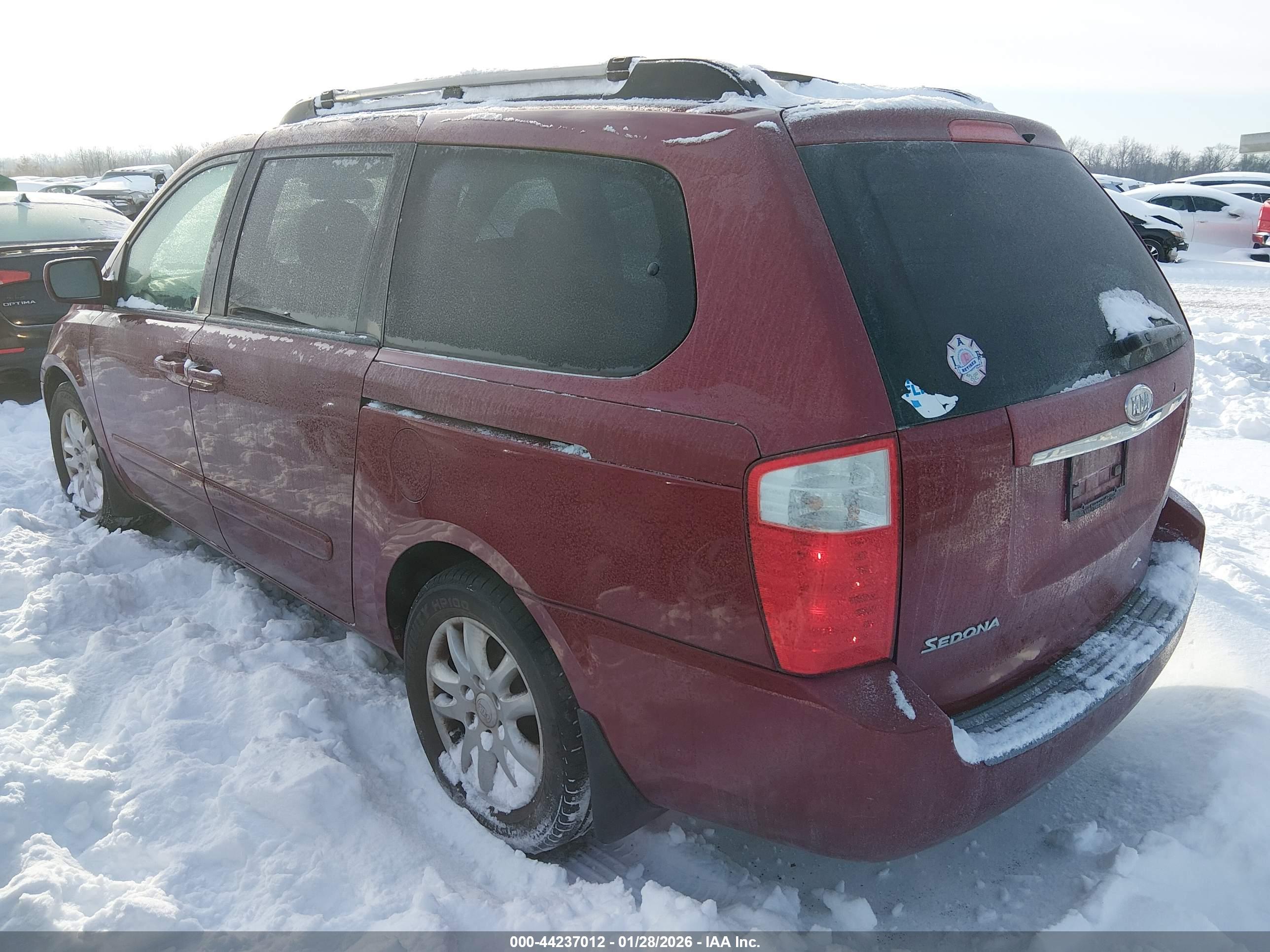 KIA SEDONA image 3
