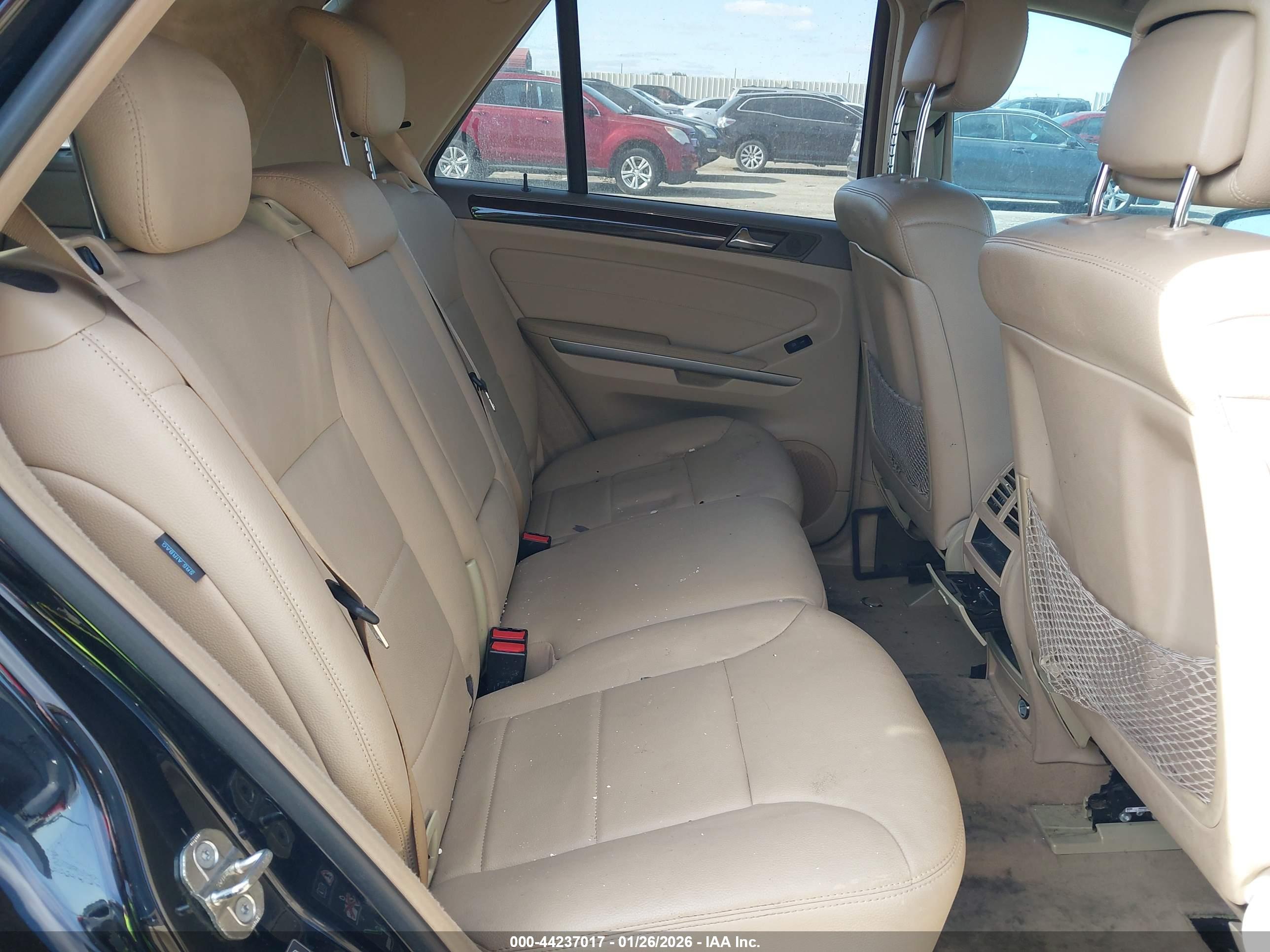 MERCEDES-BENZ ML image 8