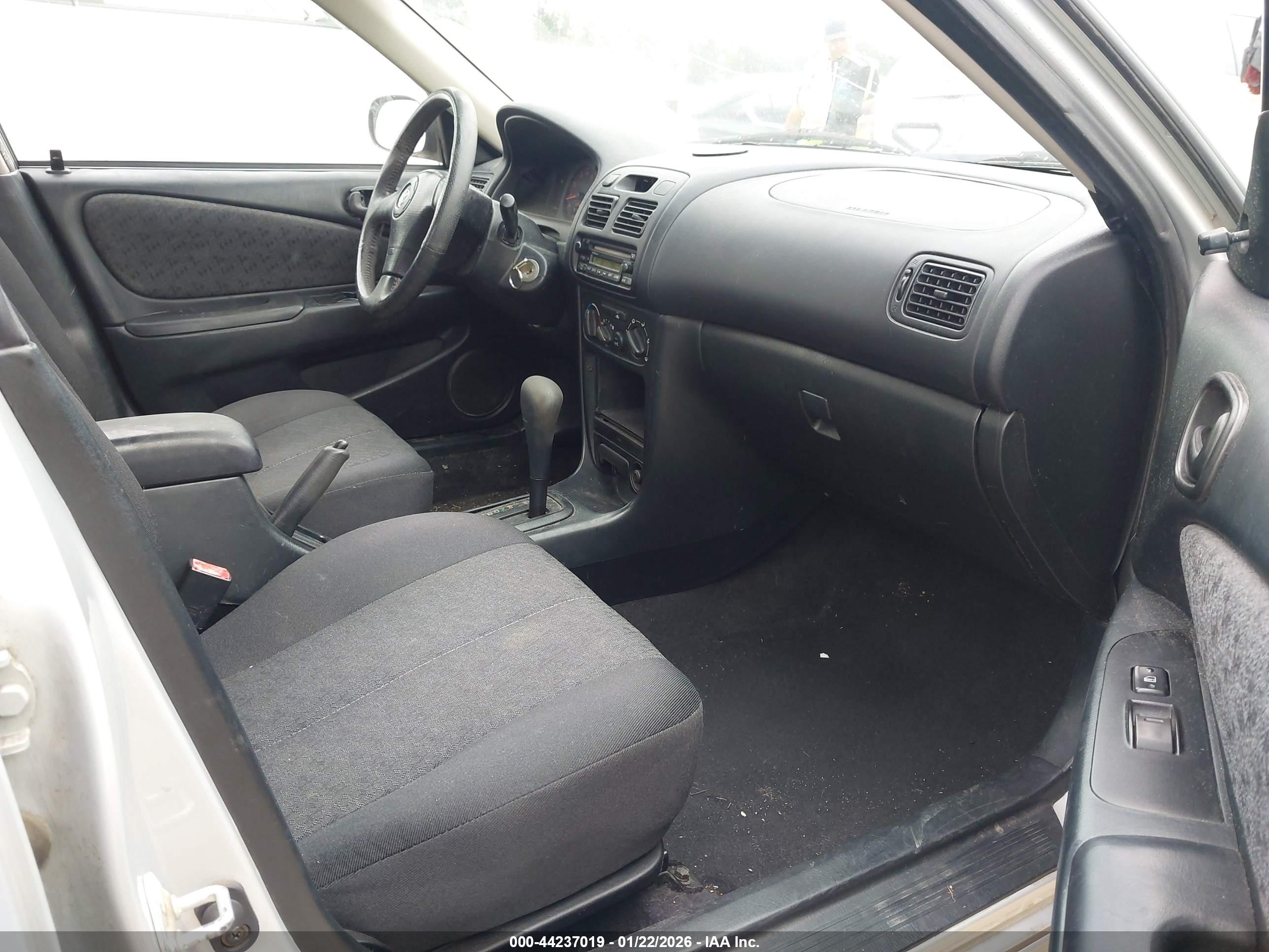 TOYOTA COROLLA image 5