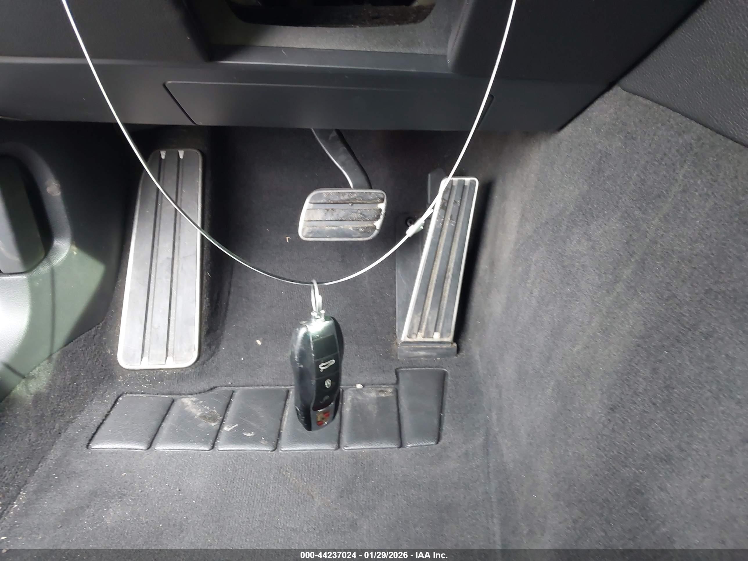 PORSCHE PANAMERA image 11