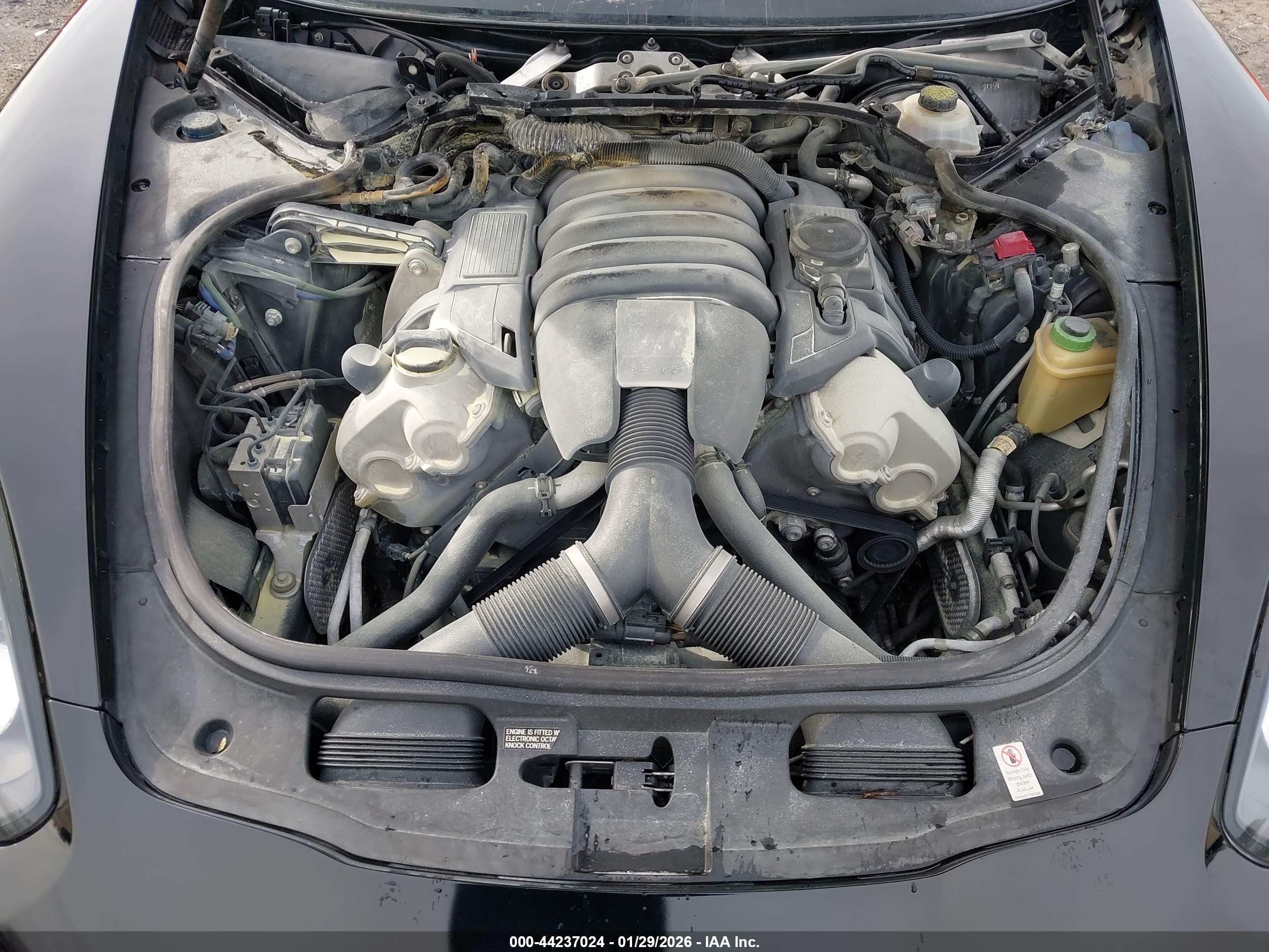 PORSCHE PANAMERA image 6