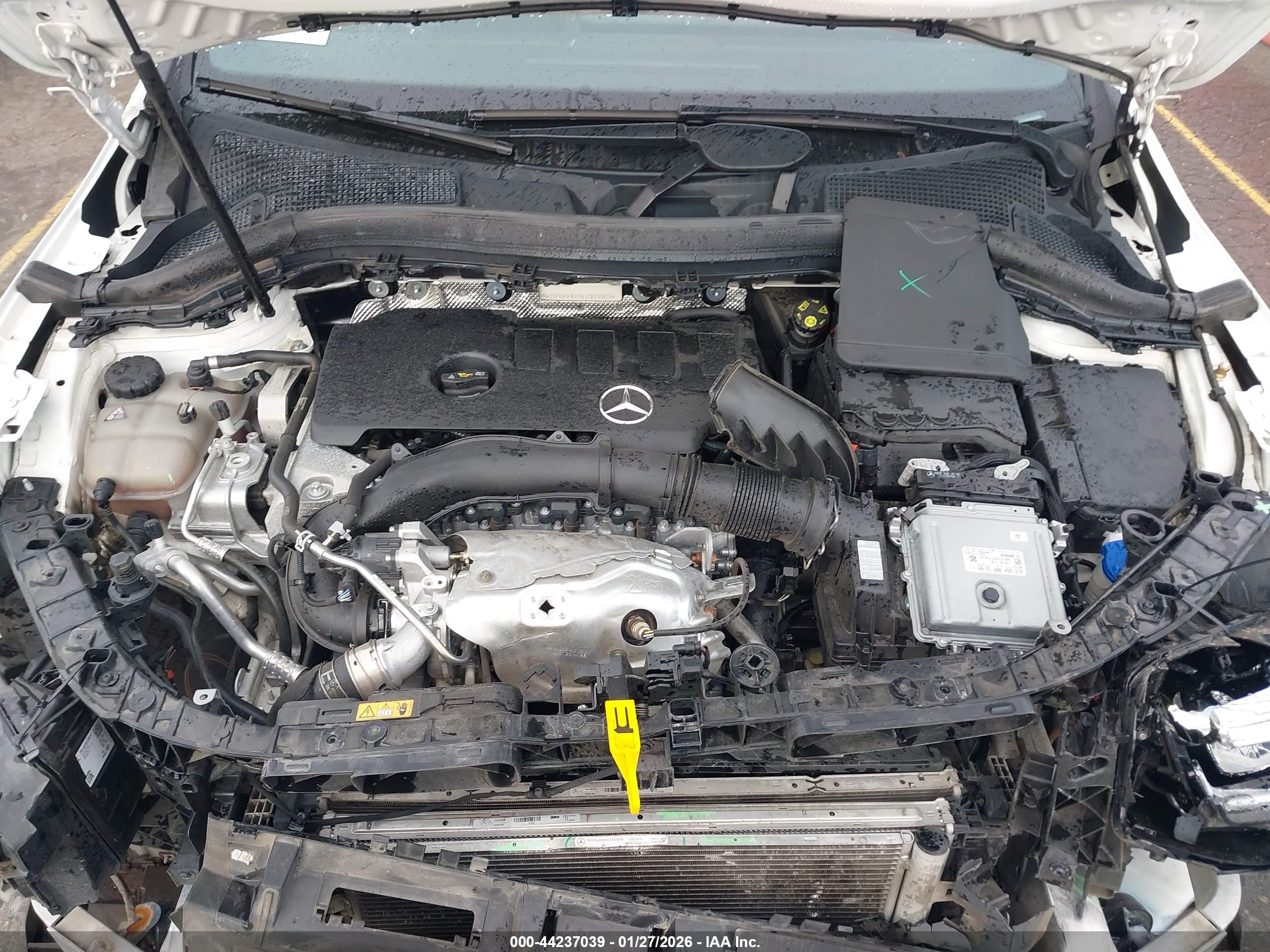 MERCEDES-BENZ GLA image 10