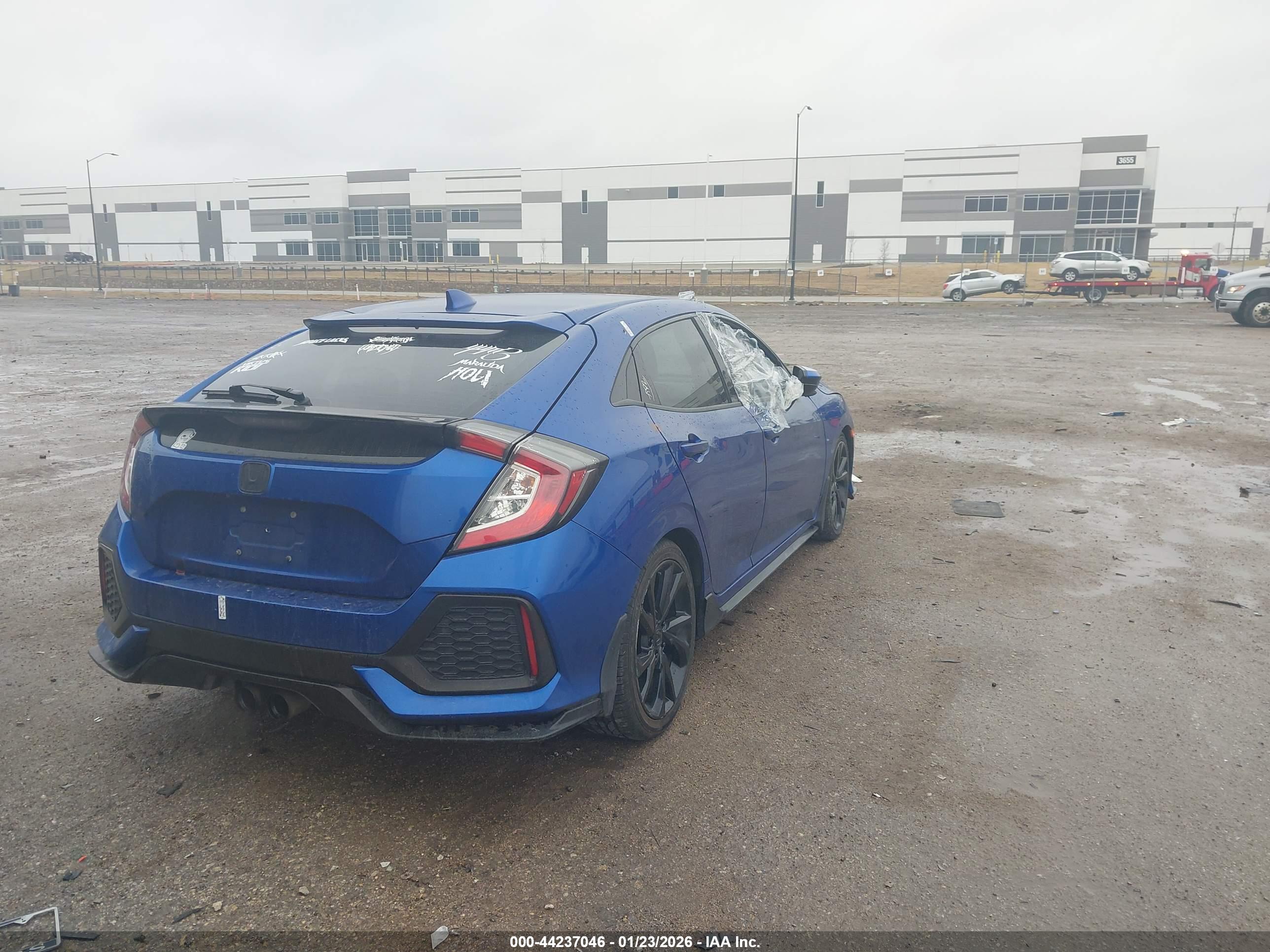 HONDA CIVIC image 4