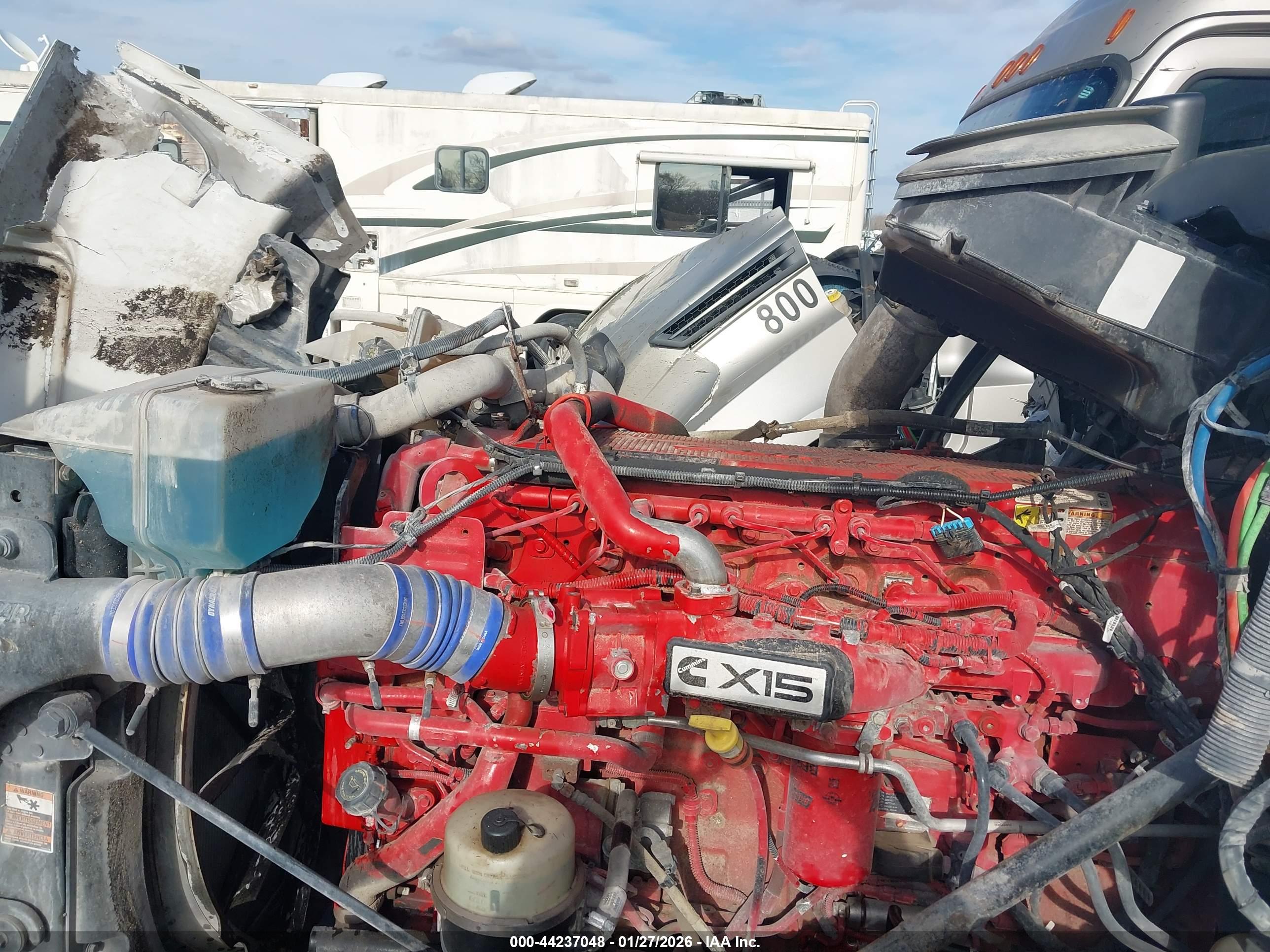 PETERBILT 579 image 10