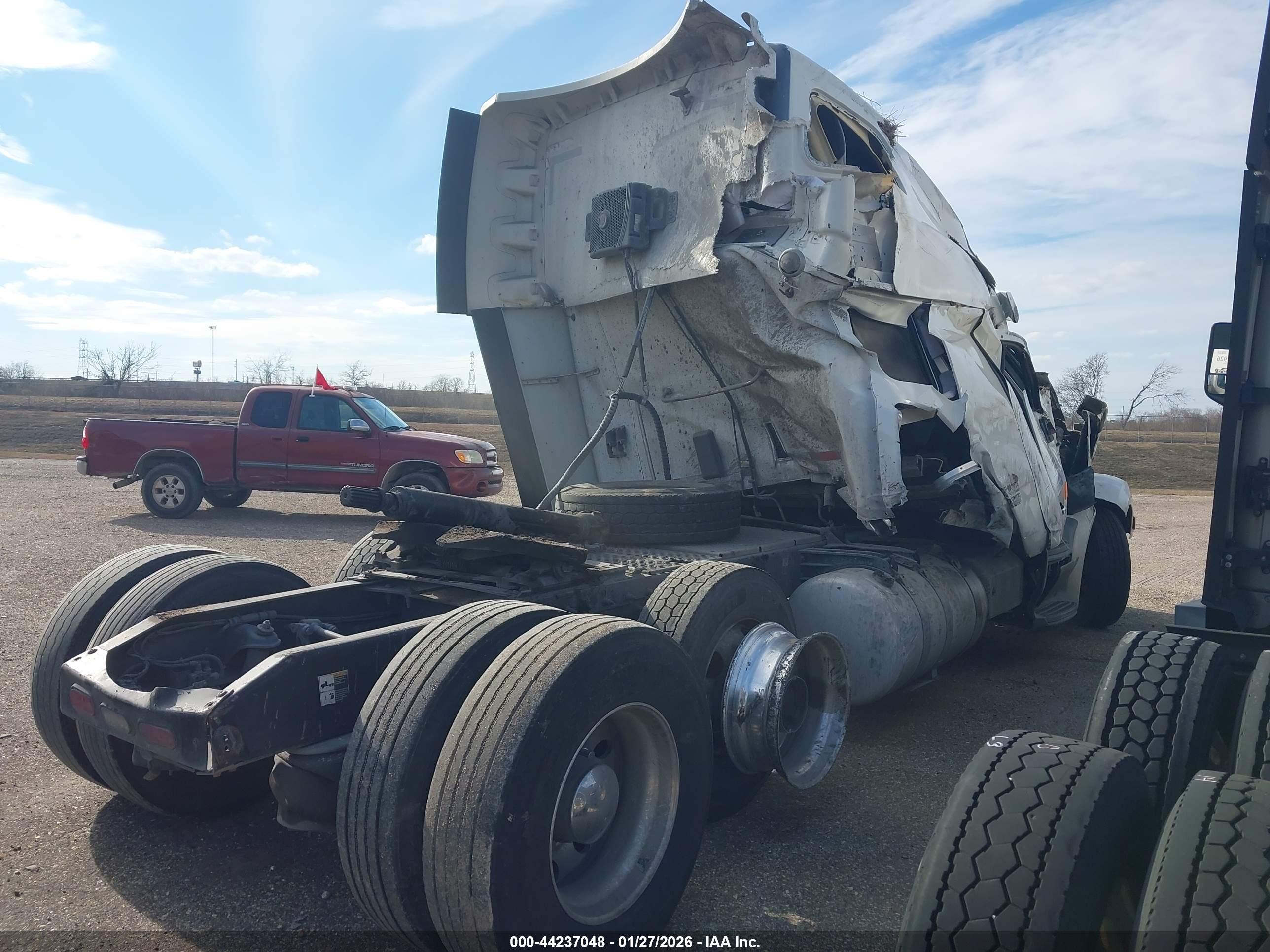 PETERBILT 579 image 4