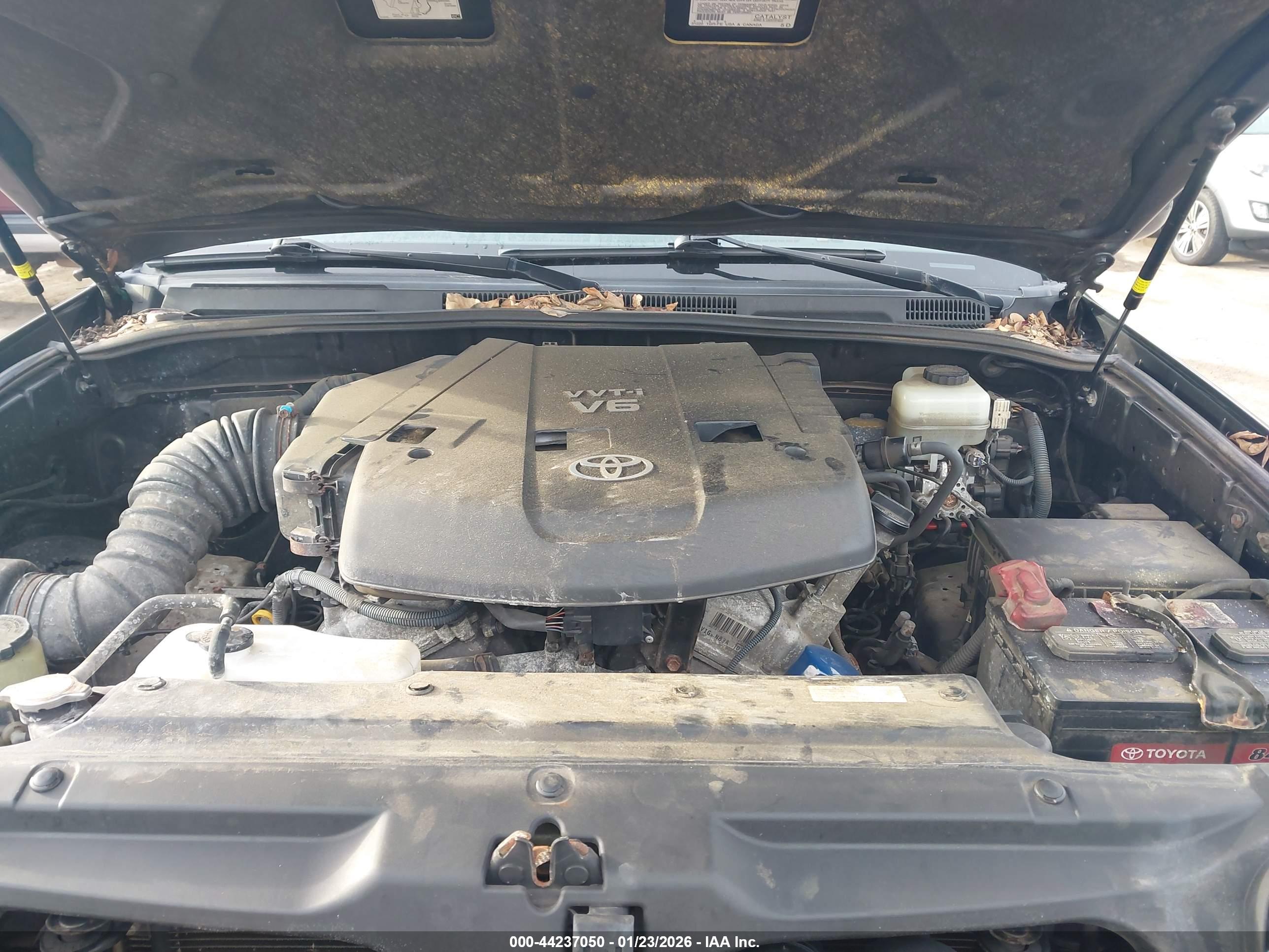 TOYOTA 4RUNNER image 10