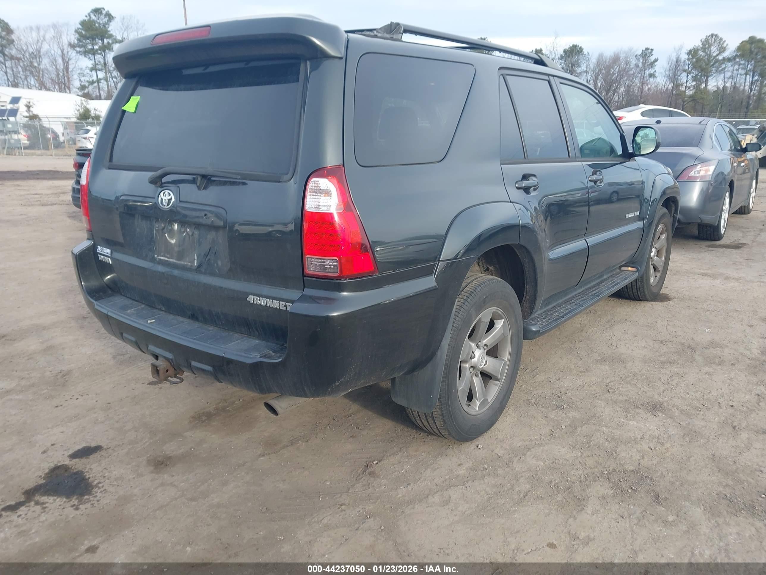 TOYOTA 4RUNNER image 4