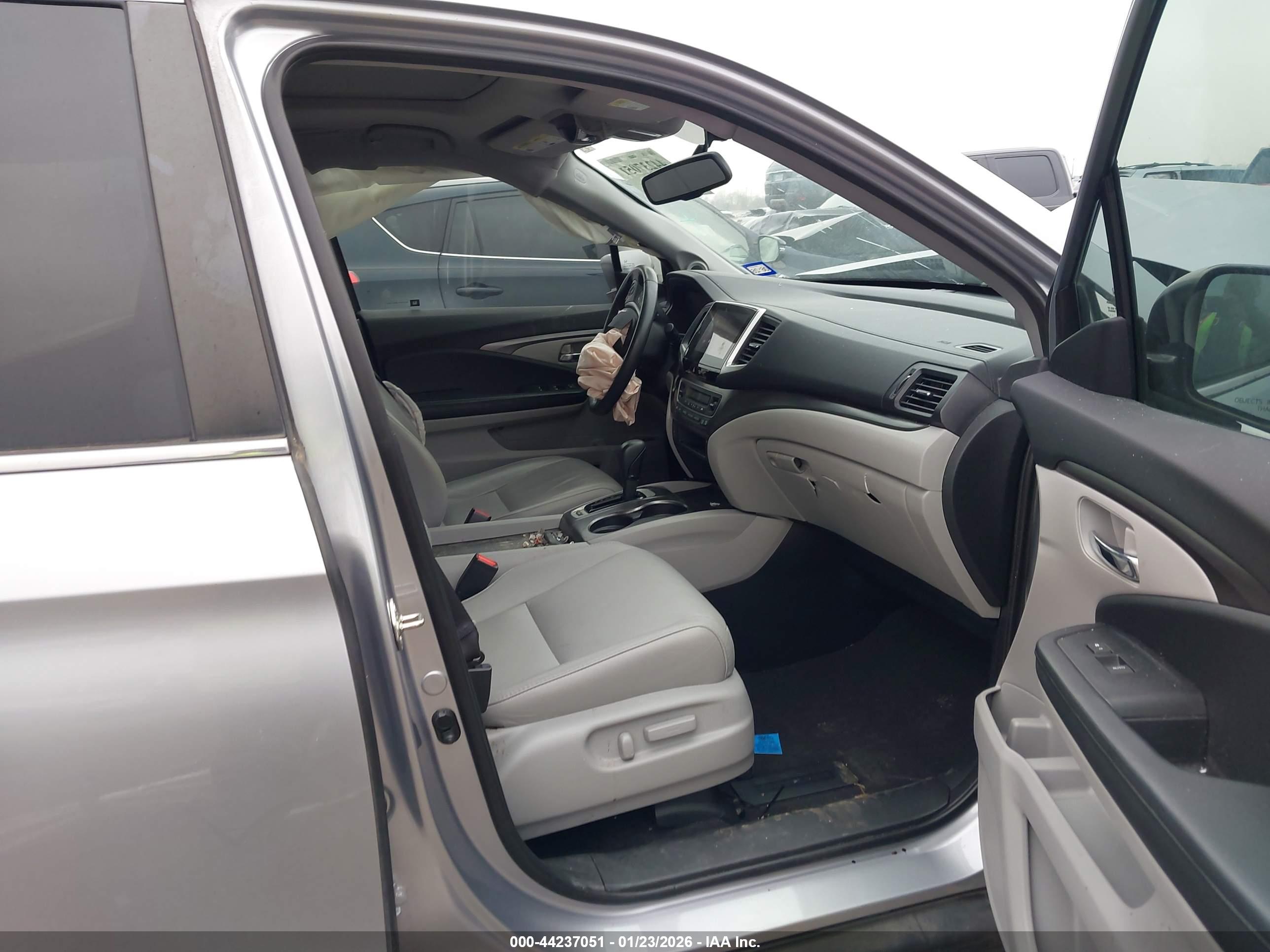 HONDA PILOT image 5