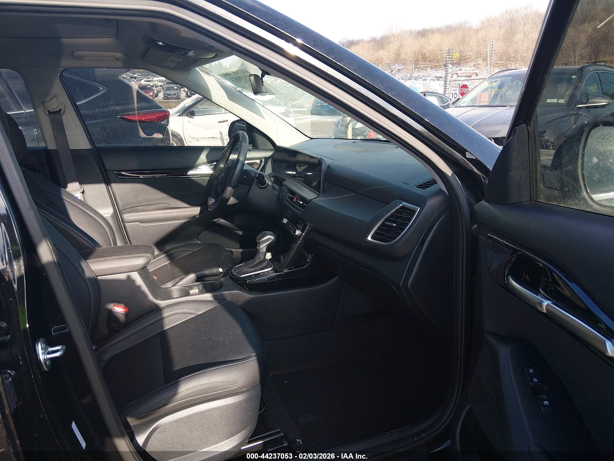 KIA SELTOS image 5