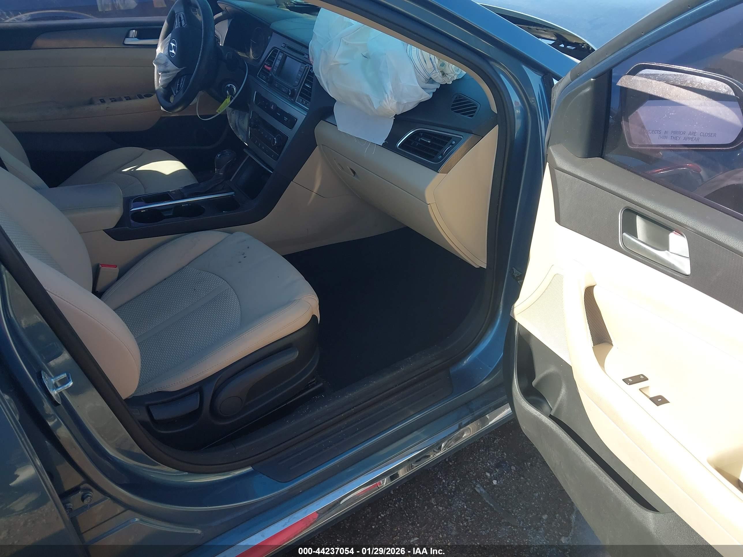 HYUNDAI SONATA image 5