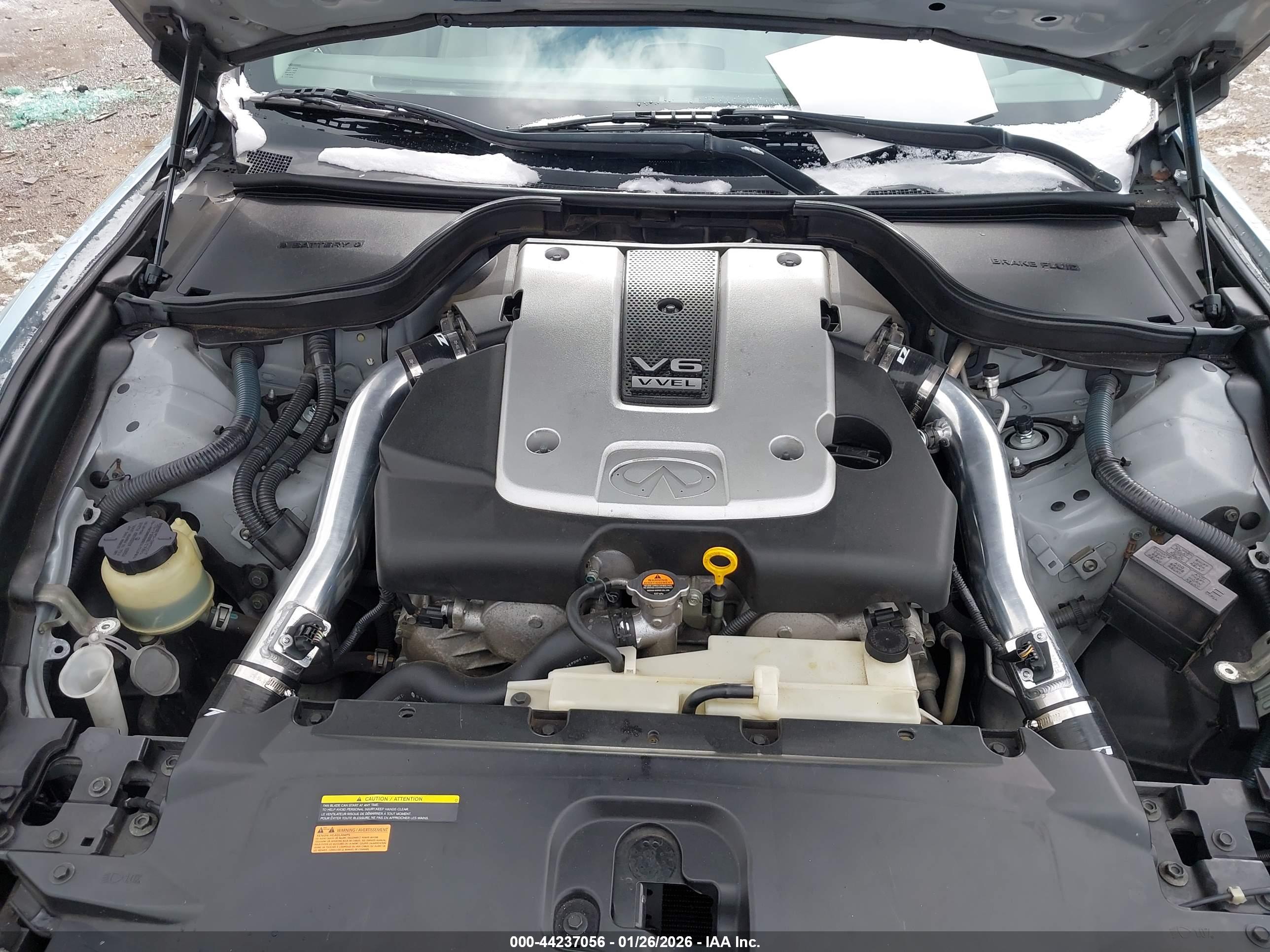 INFINITI G37 image 10