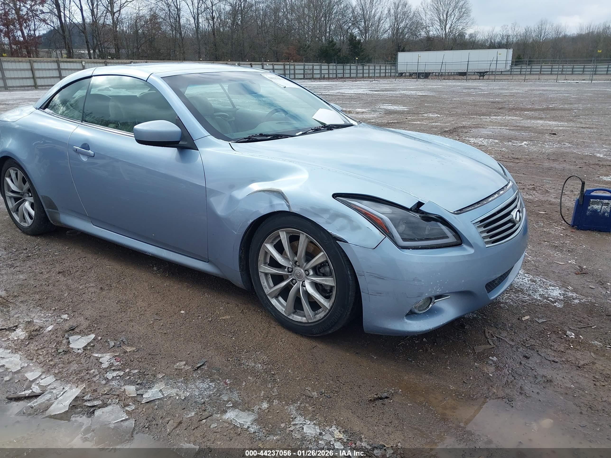INFINITI G37 image 6