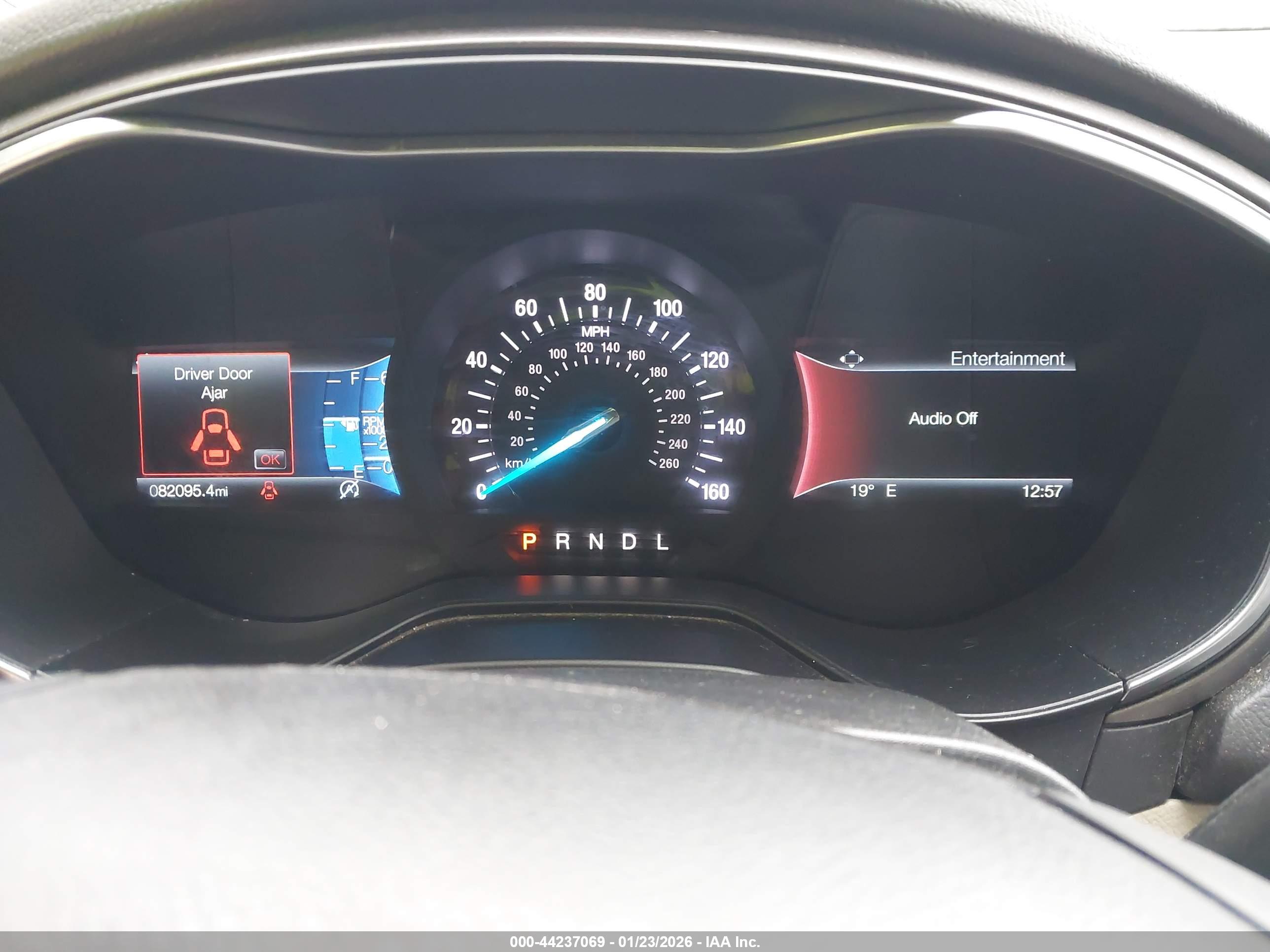 FORD FUSION image 7