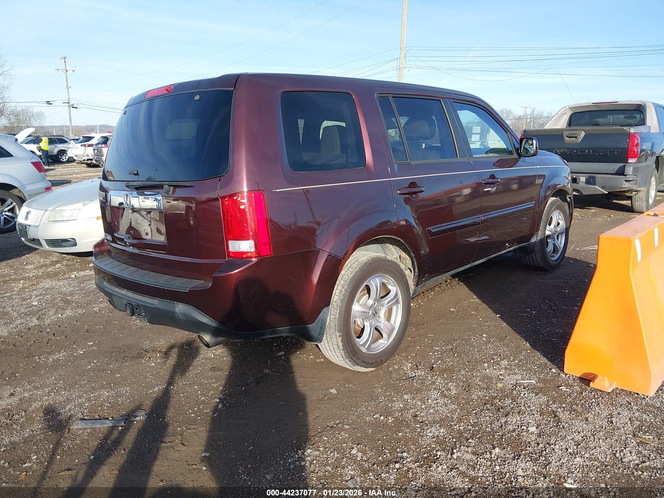 HONDA PILOT image 4