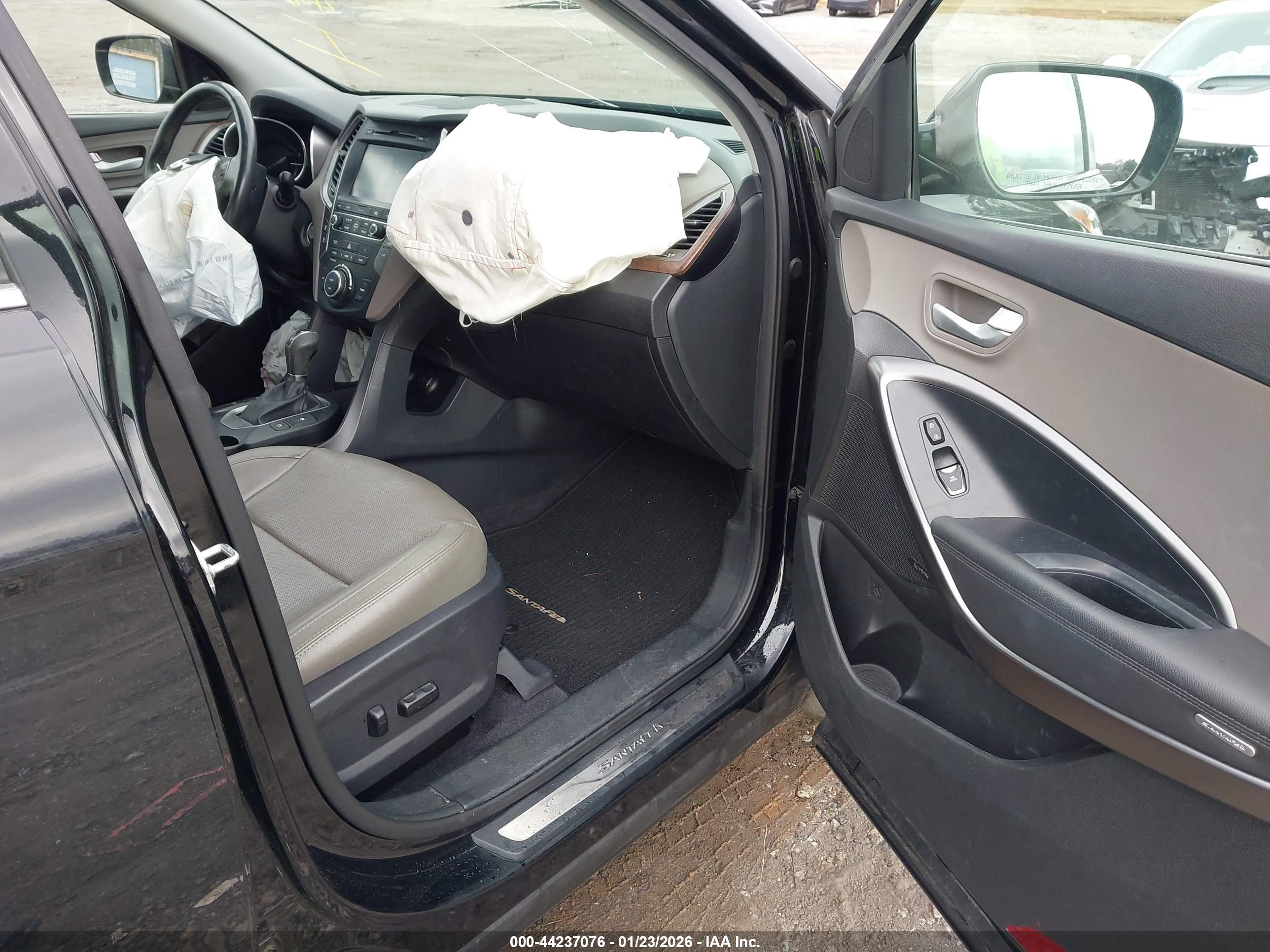 HYUNDAI SANTA image 5