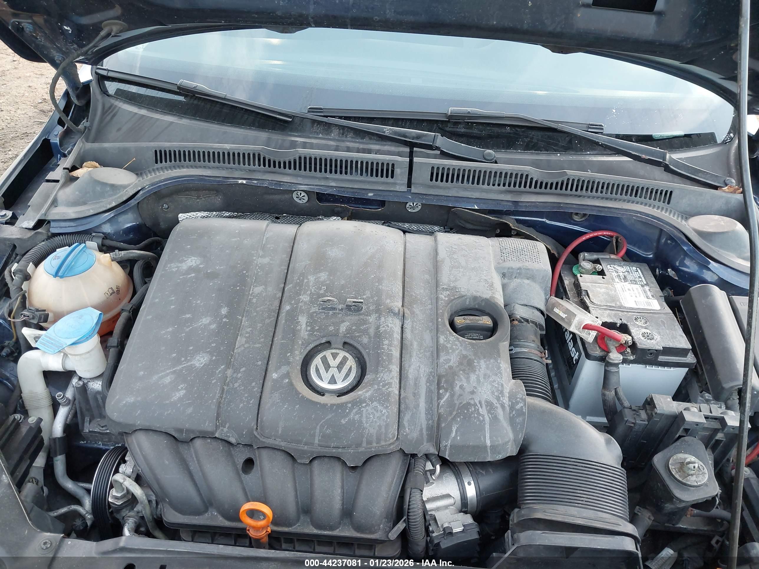 VOLKSWAGEN JETTA image 10