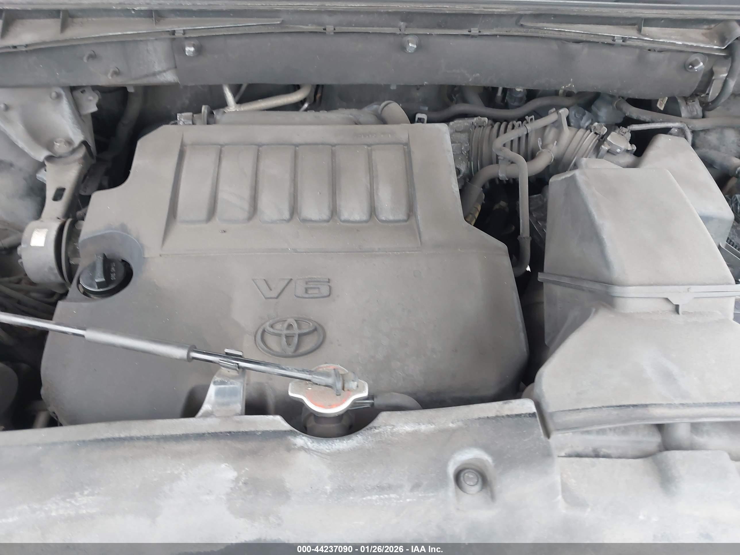 TOYOTA HIGHLANDER image 10