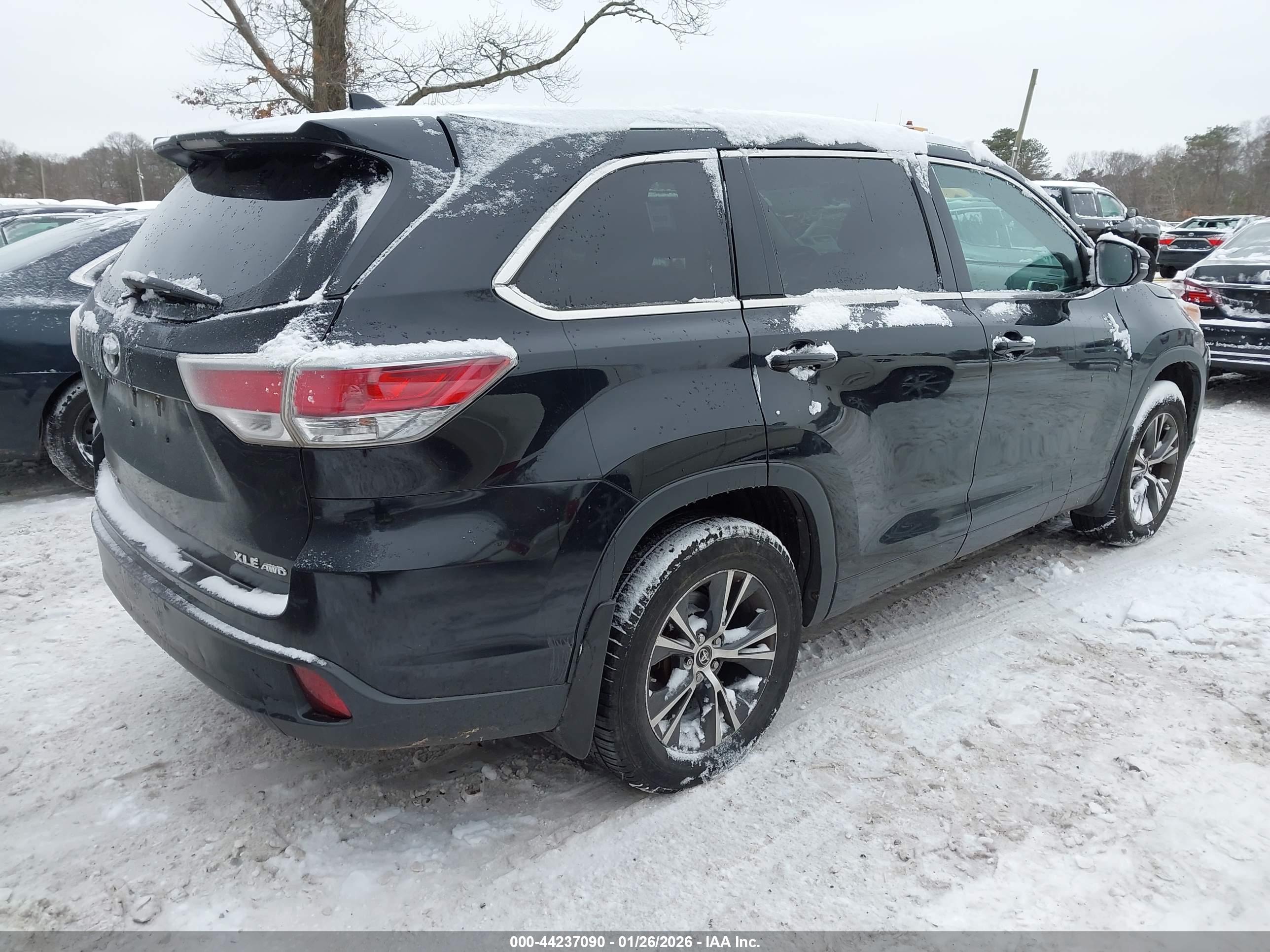 TOYOTA HIGHLANDER image 4