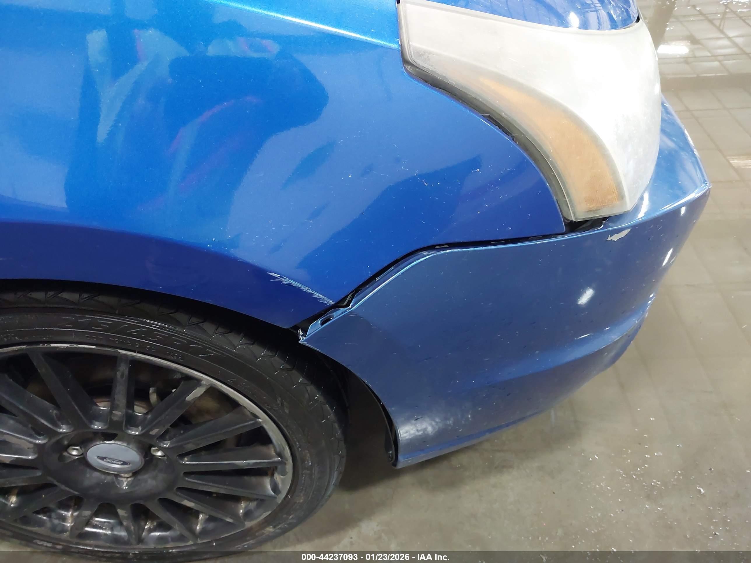 FORD FOCUS image 6