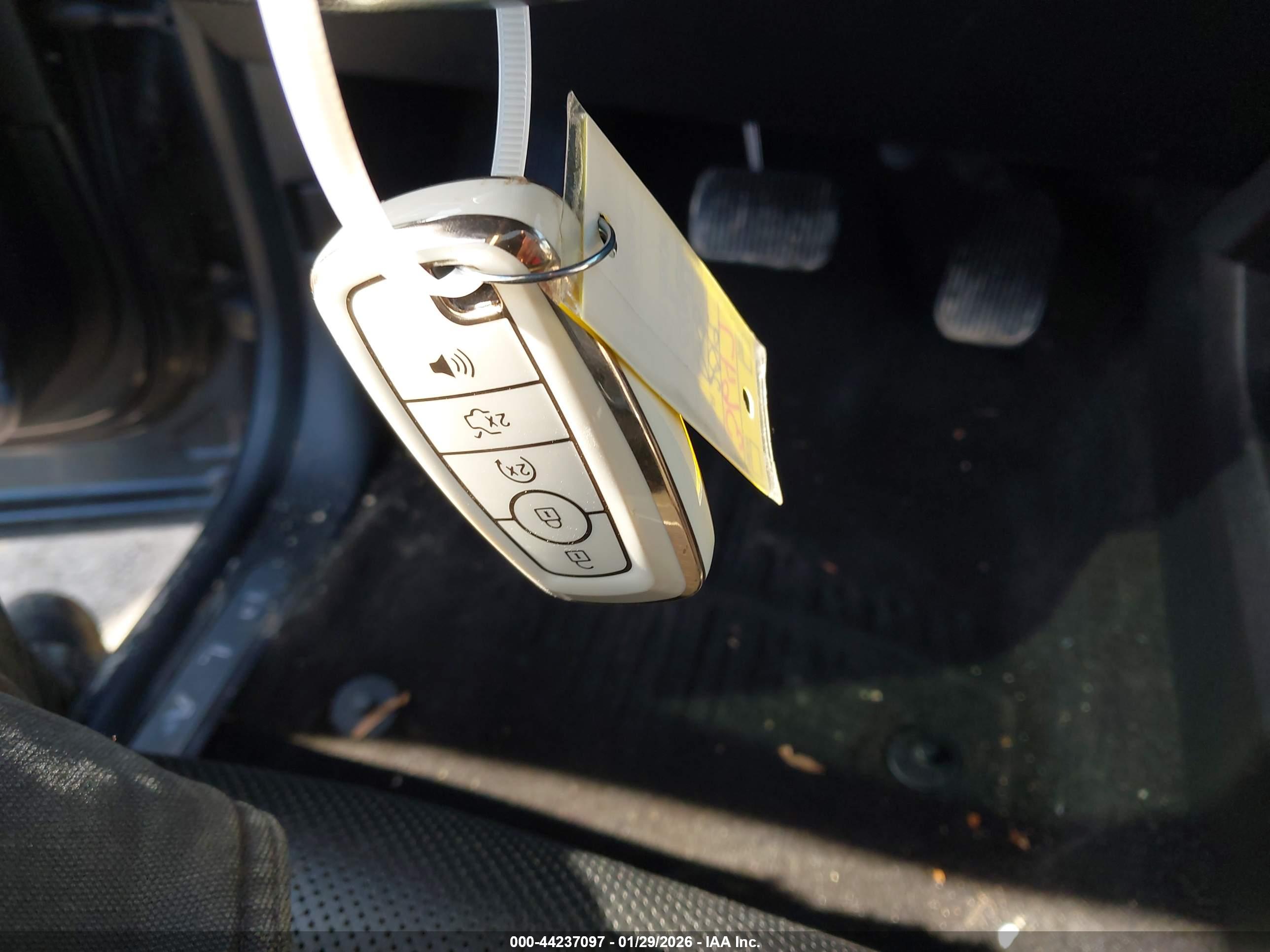 FORD EXPEDITION image 11
