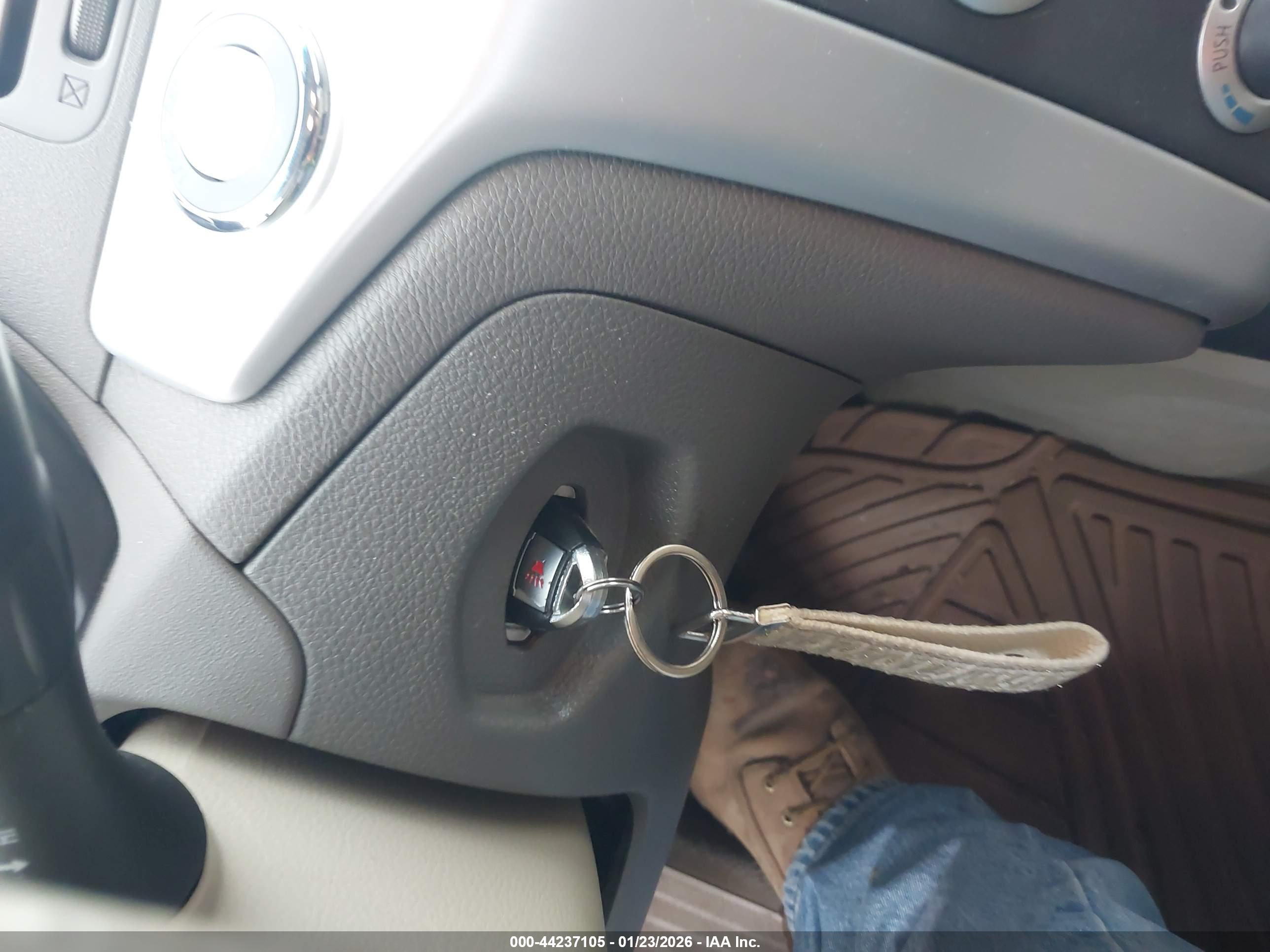 NISSAN MURANO image 11