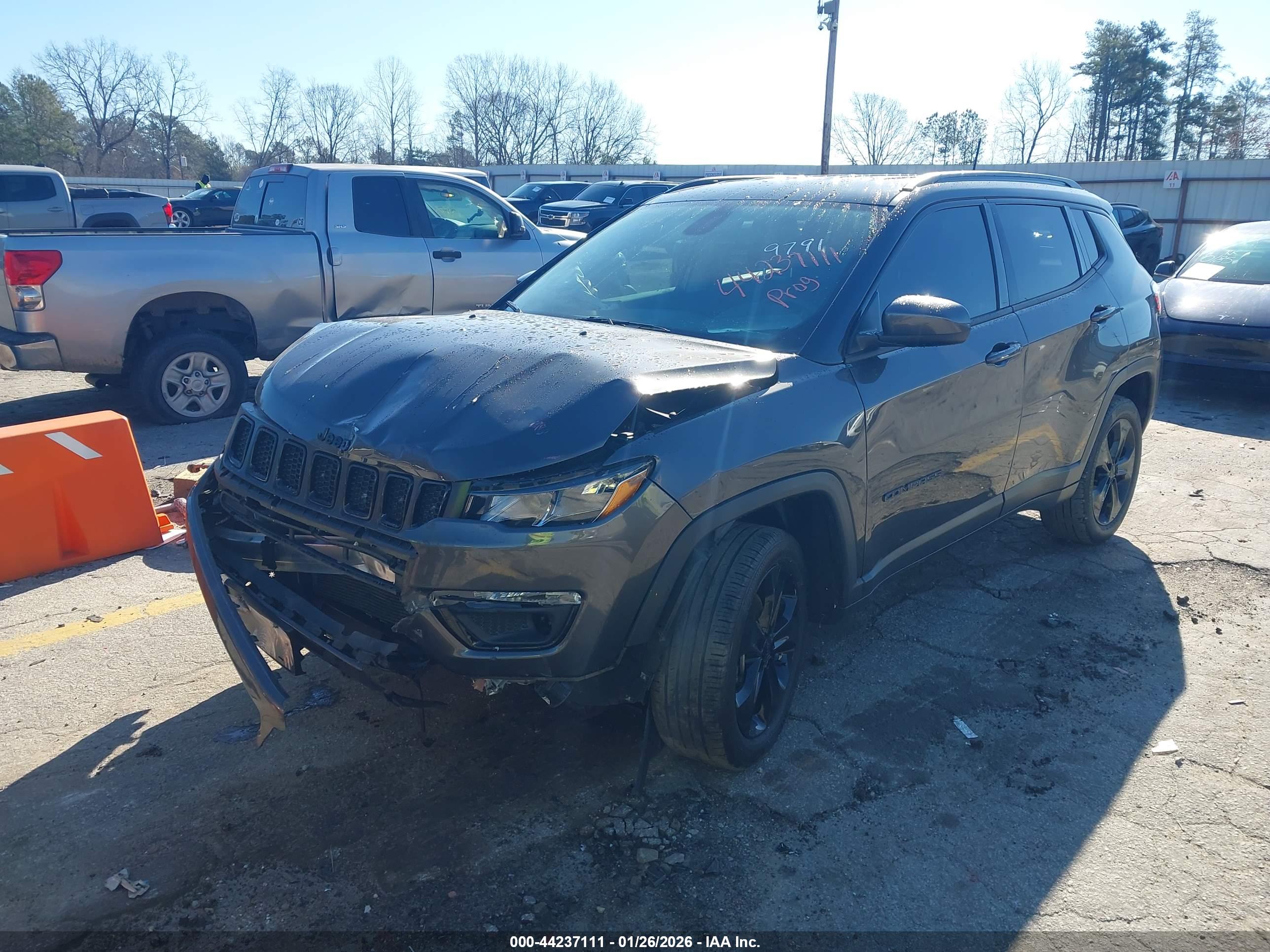 JEEP COMPASS image 2