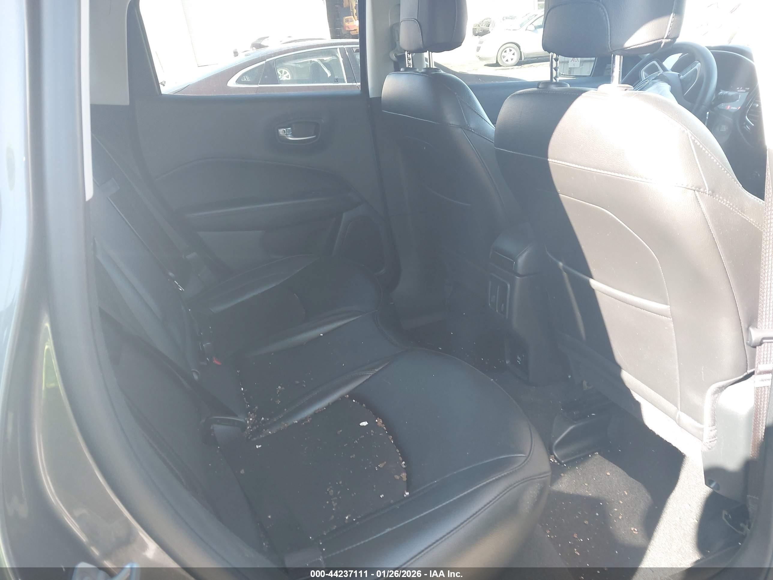 JEEP COMPASS image 8