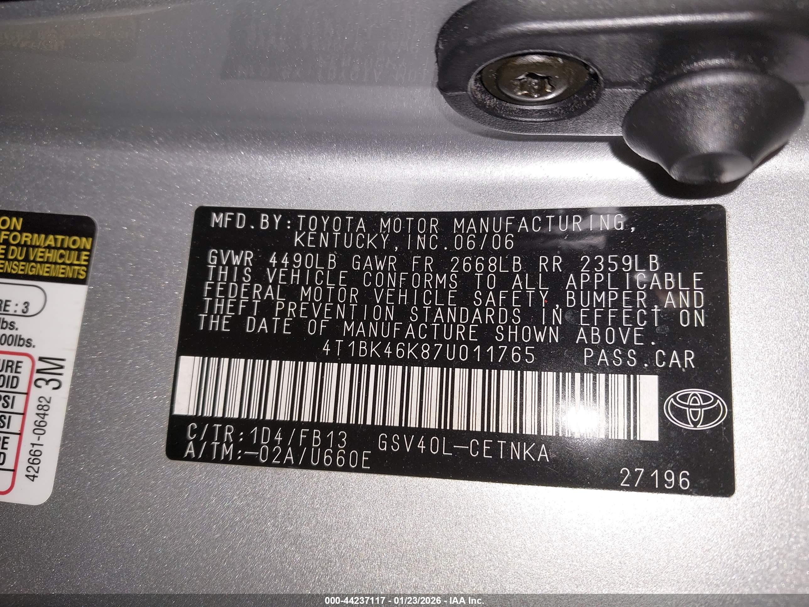 TOYOTA CAMRY image 9