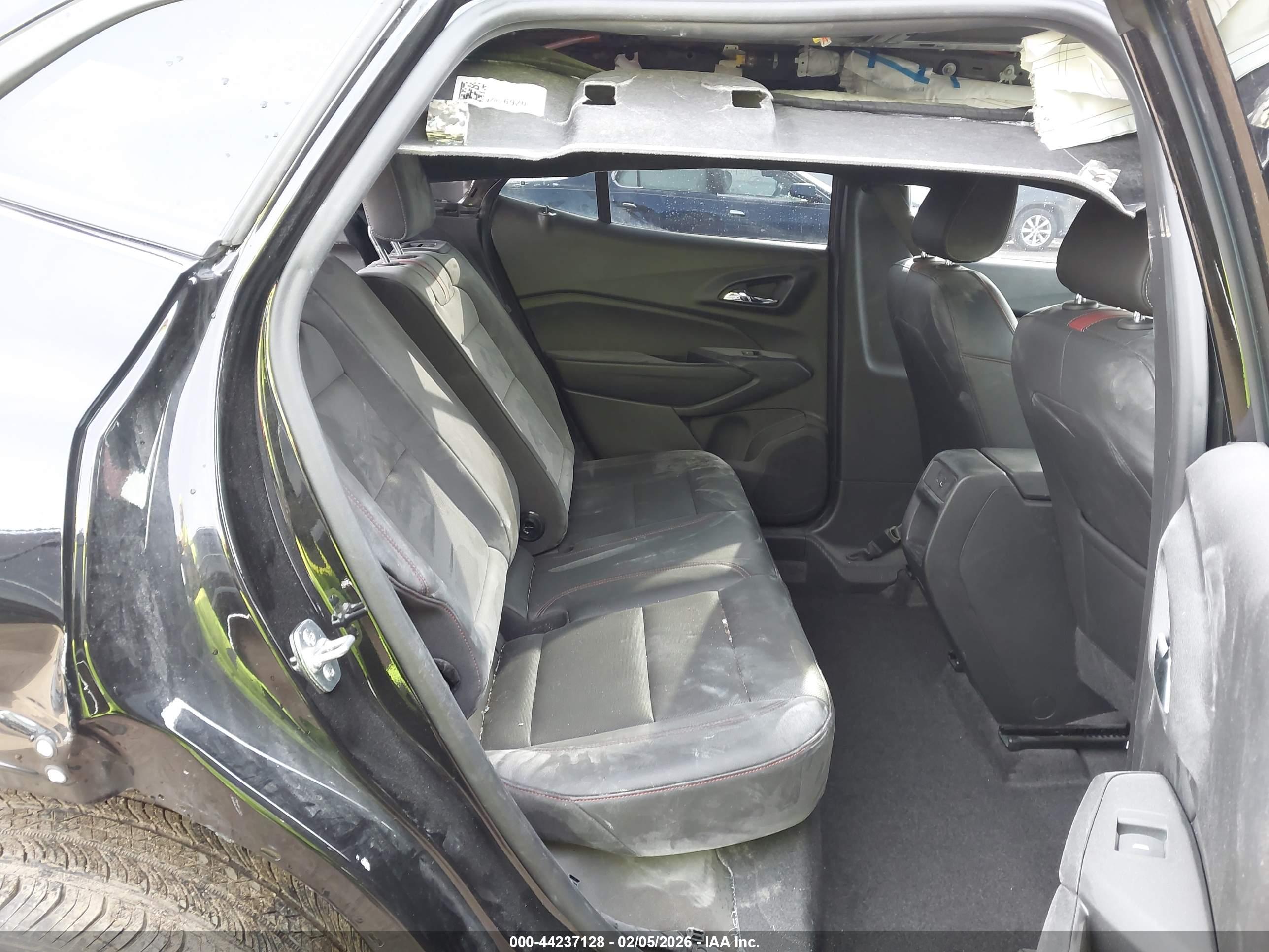 CHEVROLET TRAX image 8