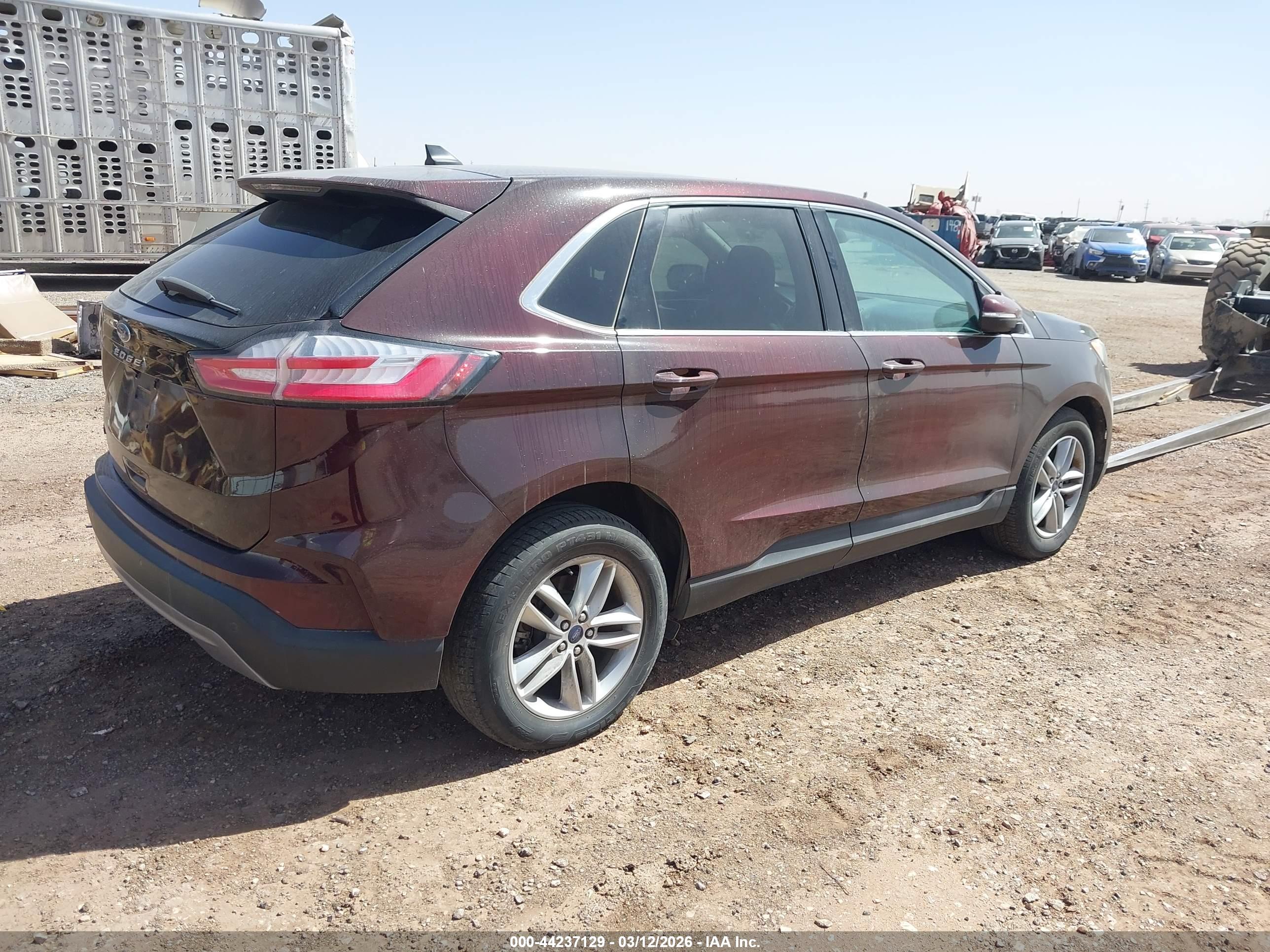 FORD EDGE image 4