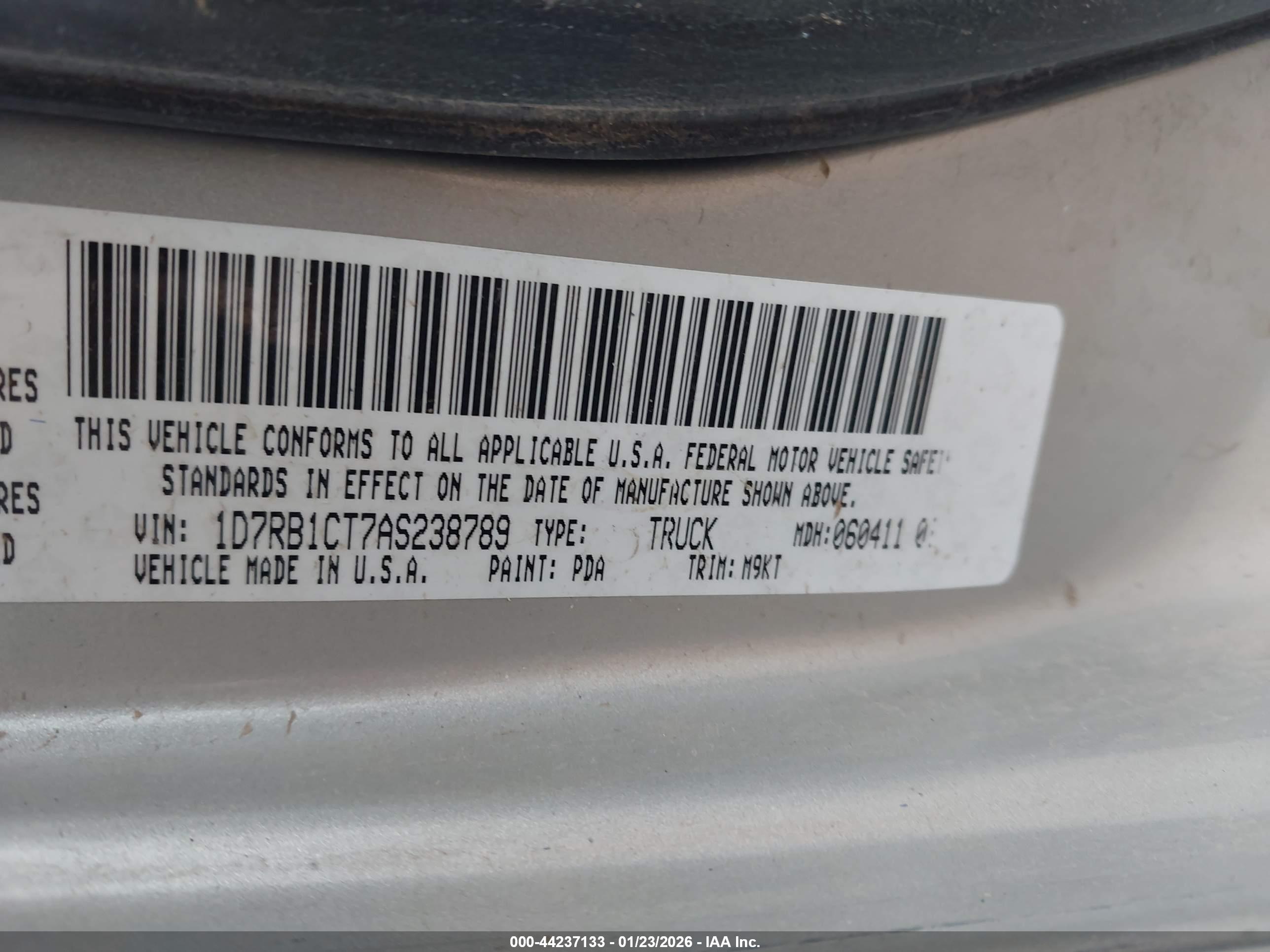DODGE RAM image 9