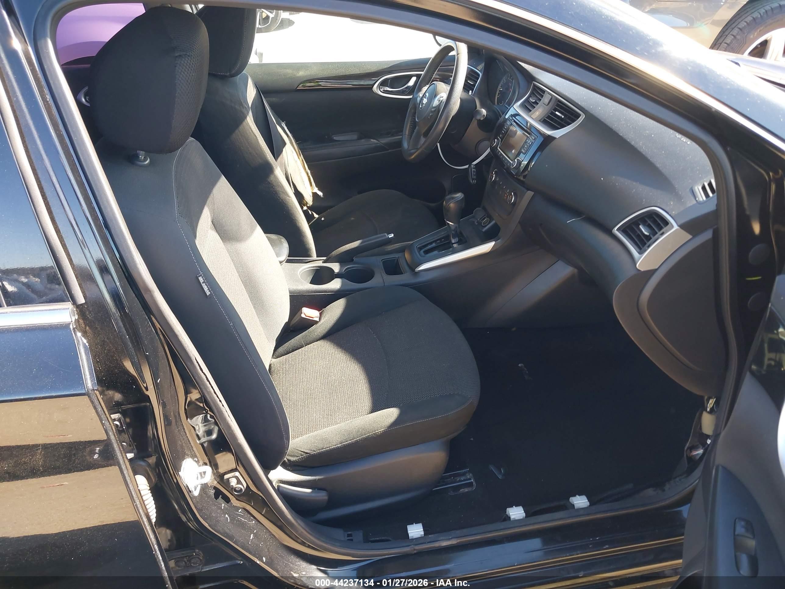 NISSAN SENTRA image 5