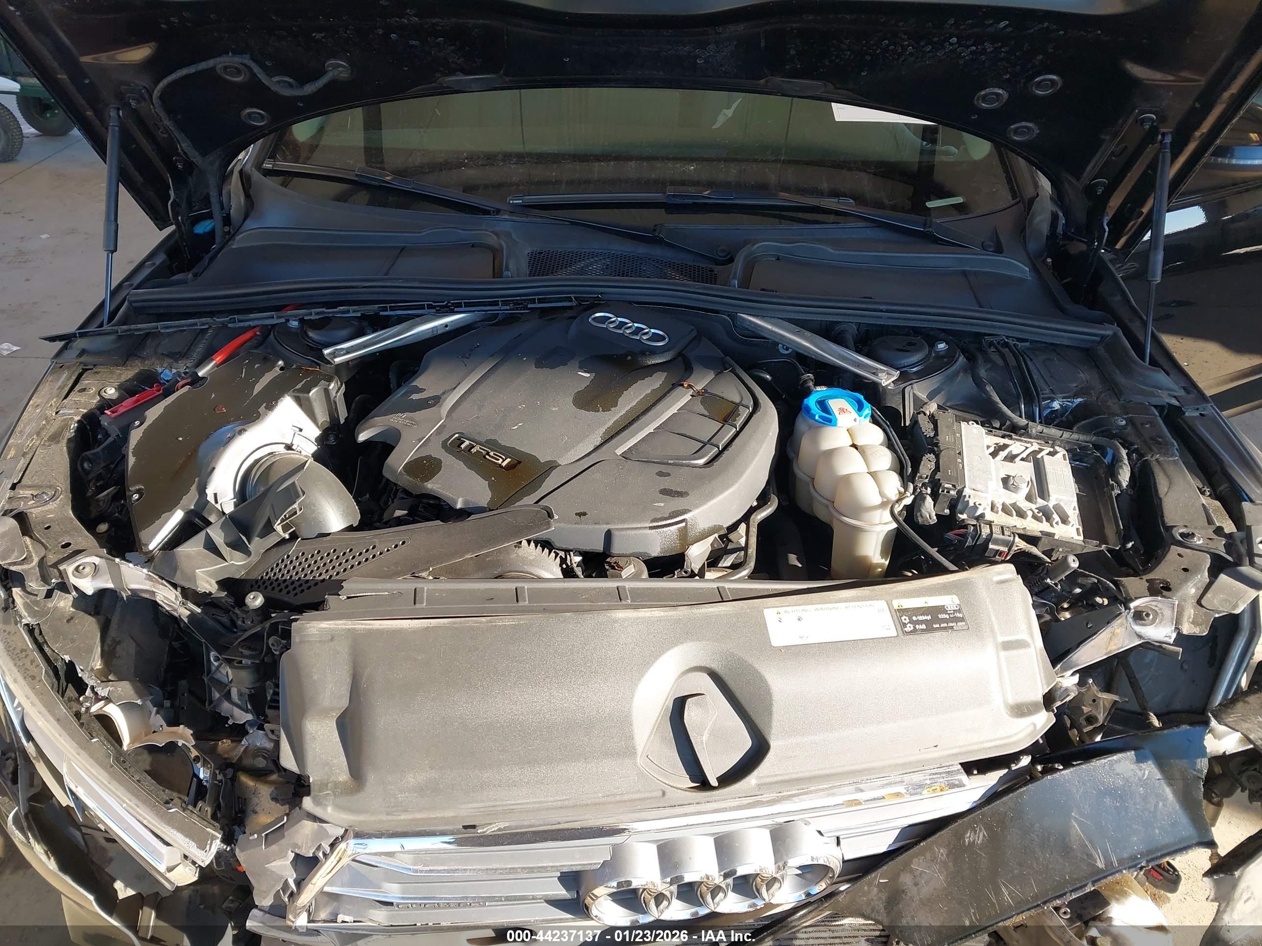AUDI A4 image 10