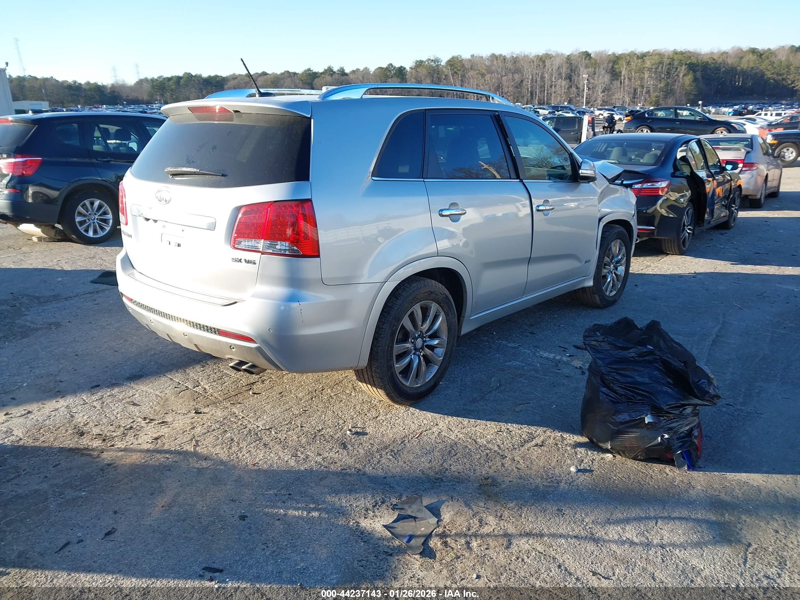 KIA SORENTO image 4