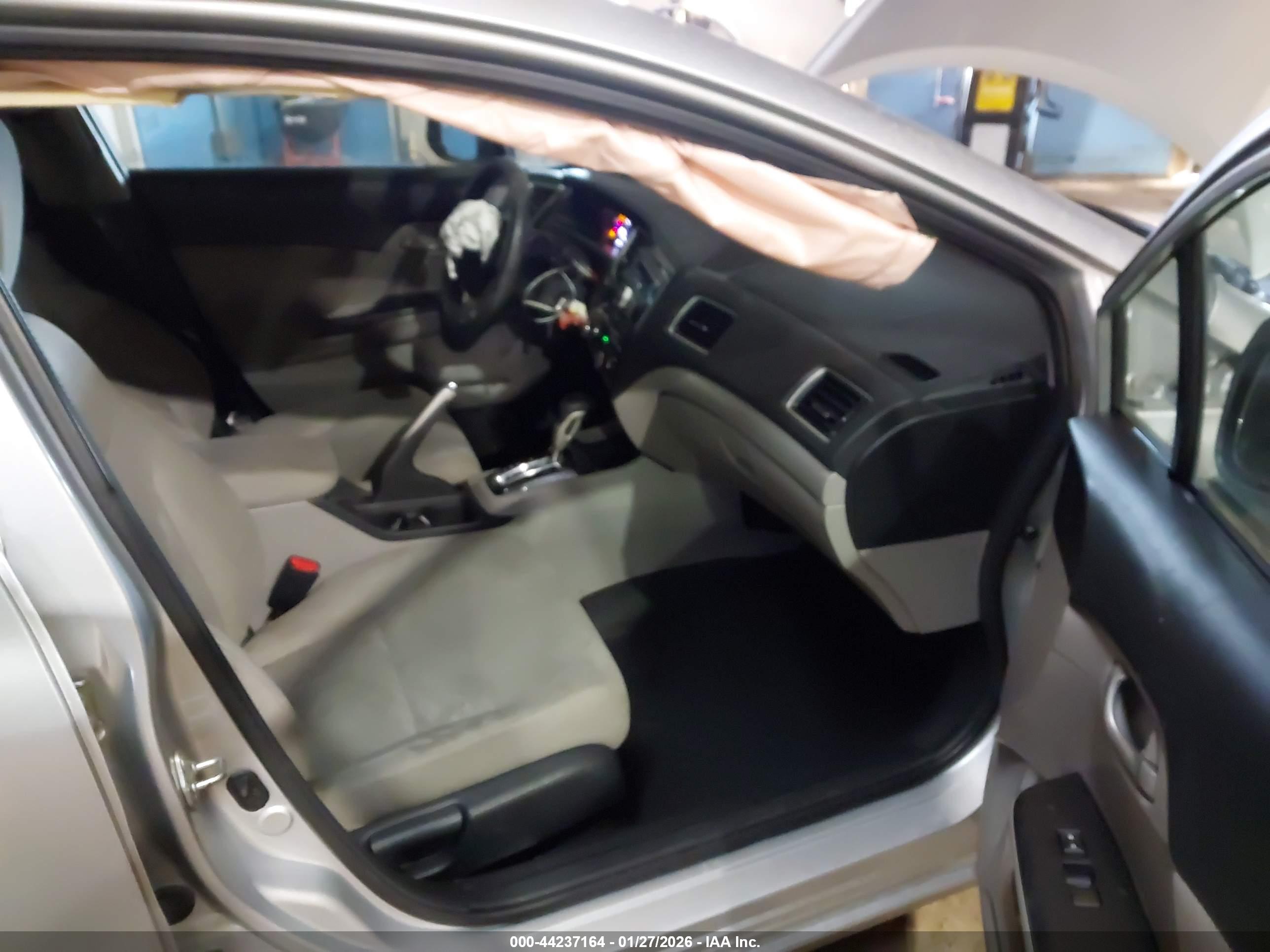 HONDA CIVIC image 5