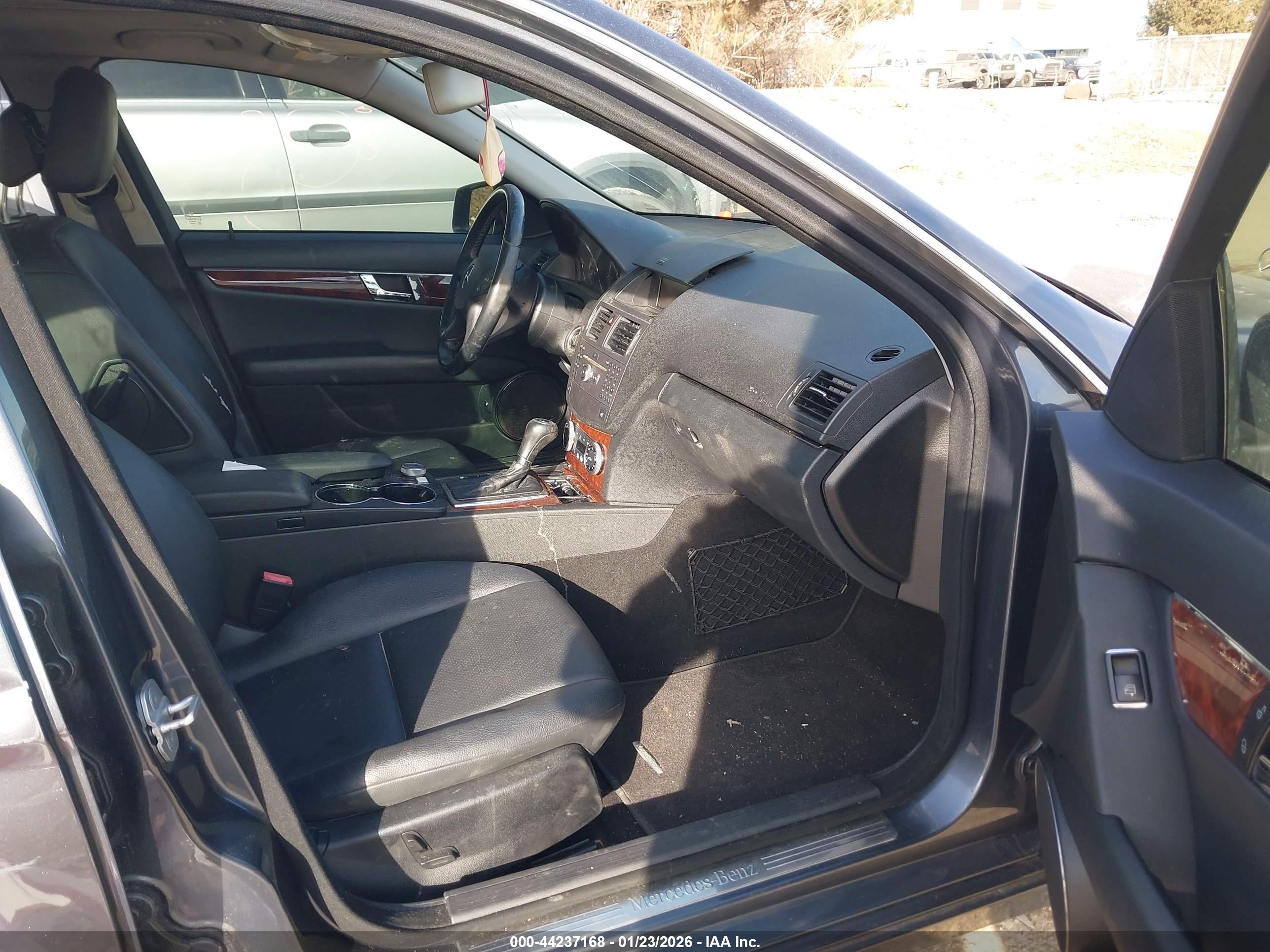 MERCEDES-BENZ C image 5