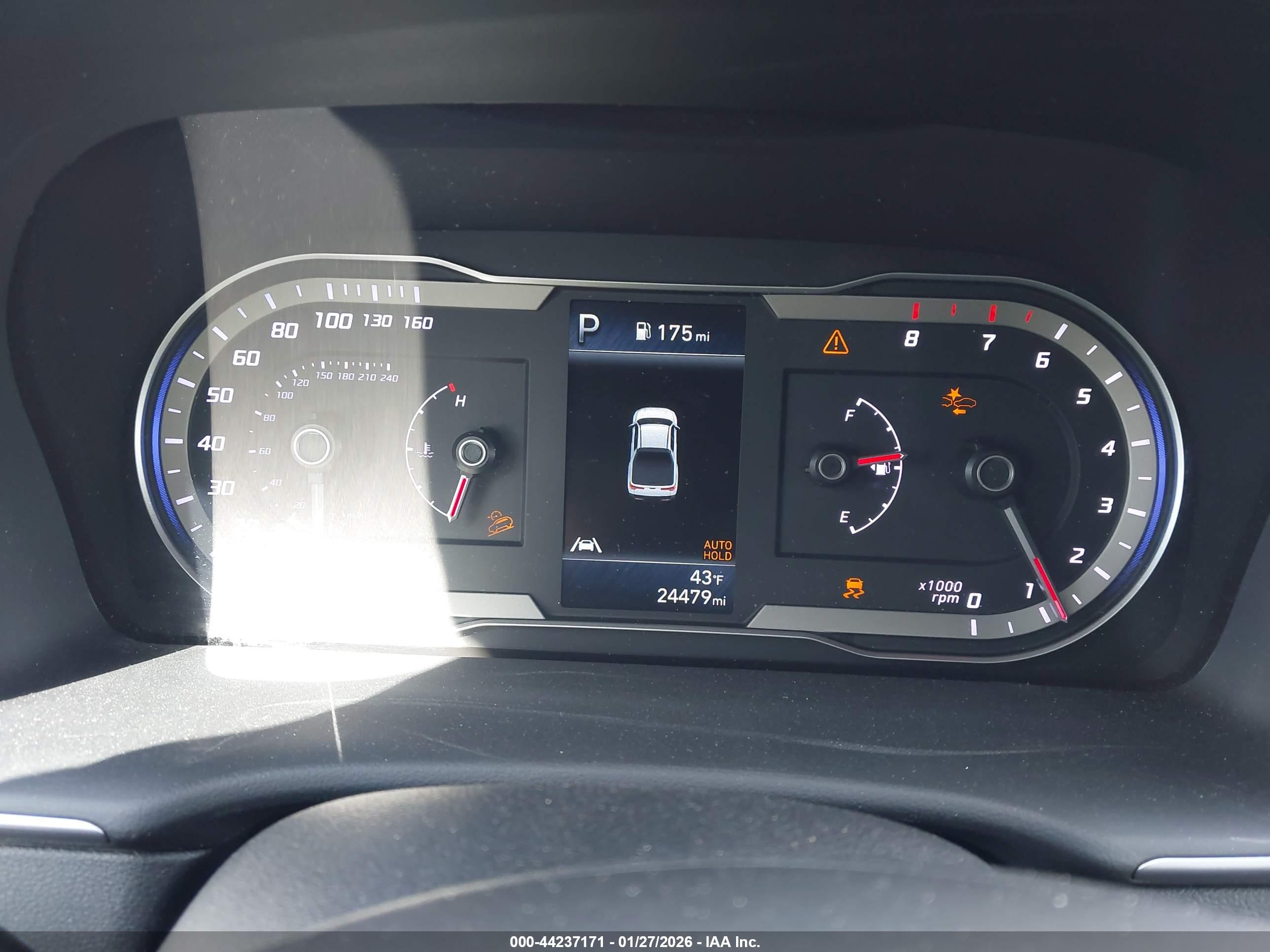 HYUNDAI SANTA image 7