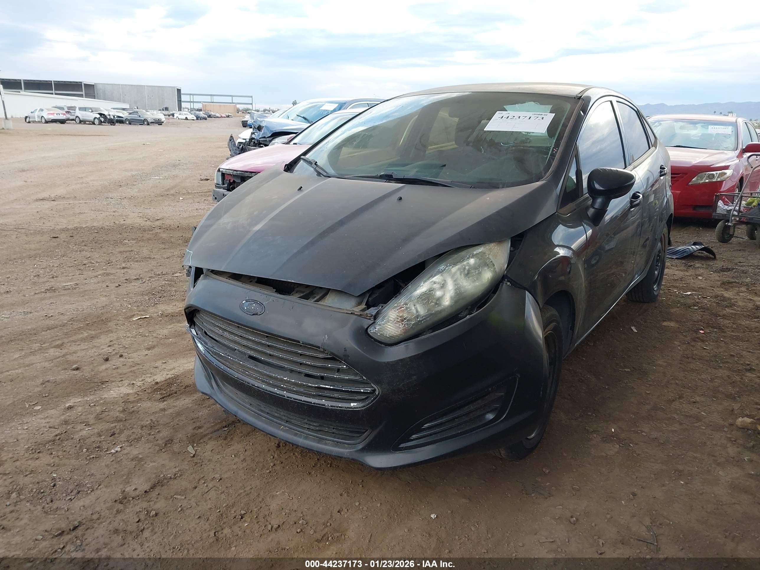 FORD FIESTA image 2