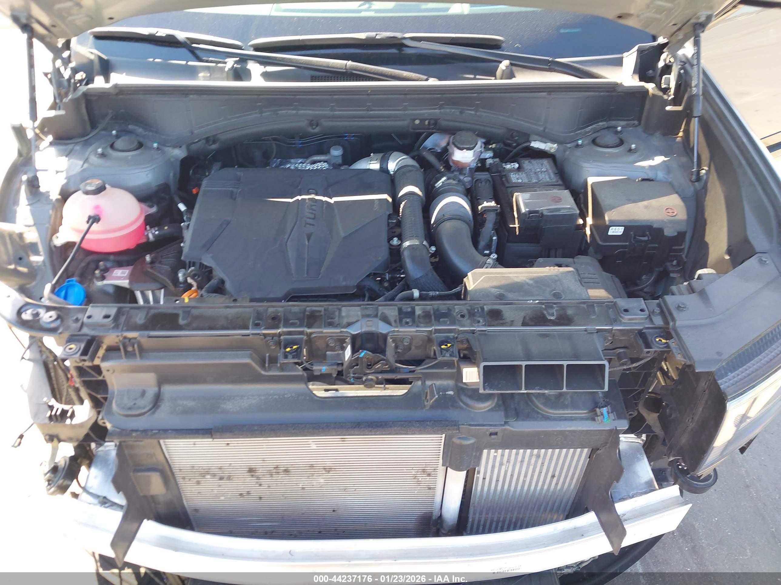 HYUNDAI SANTA image 10