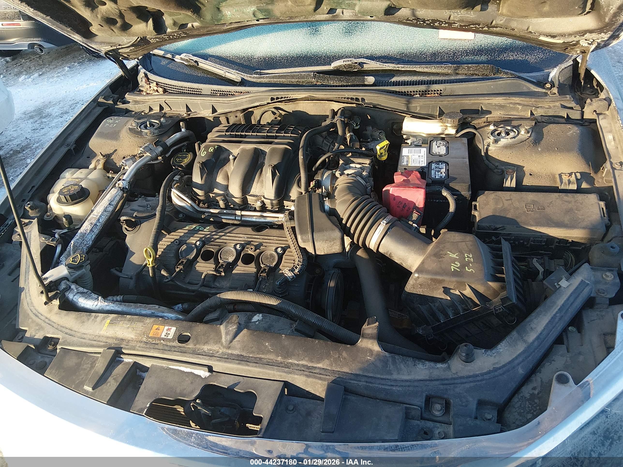 FORD FUSION image 10