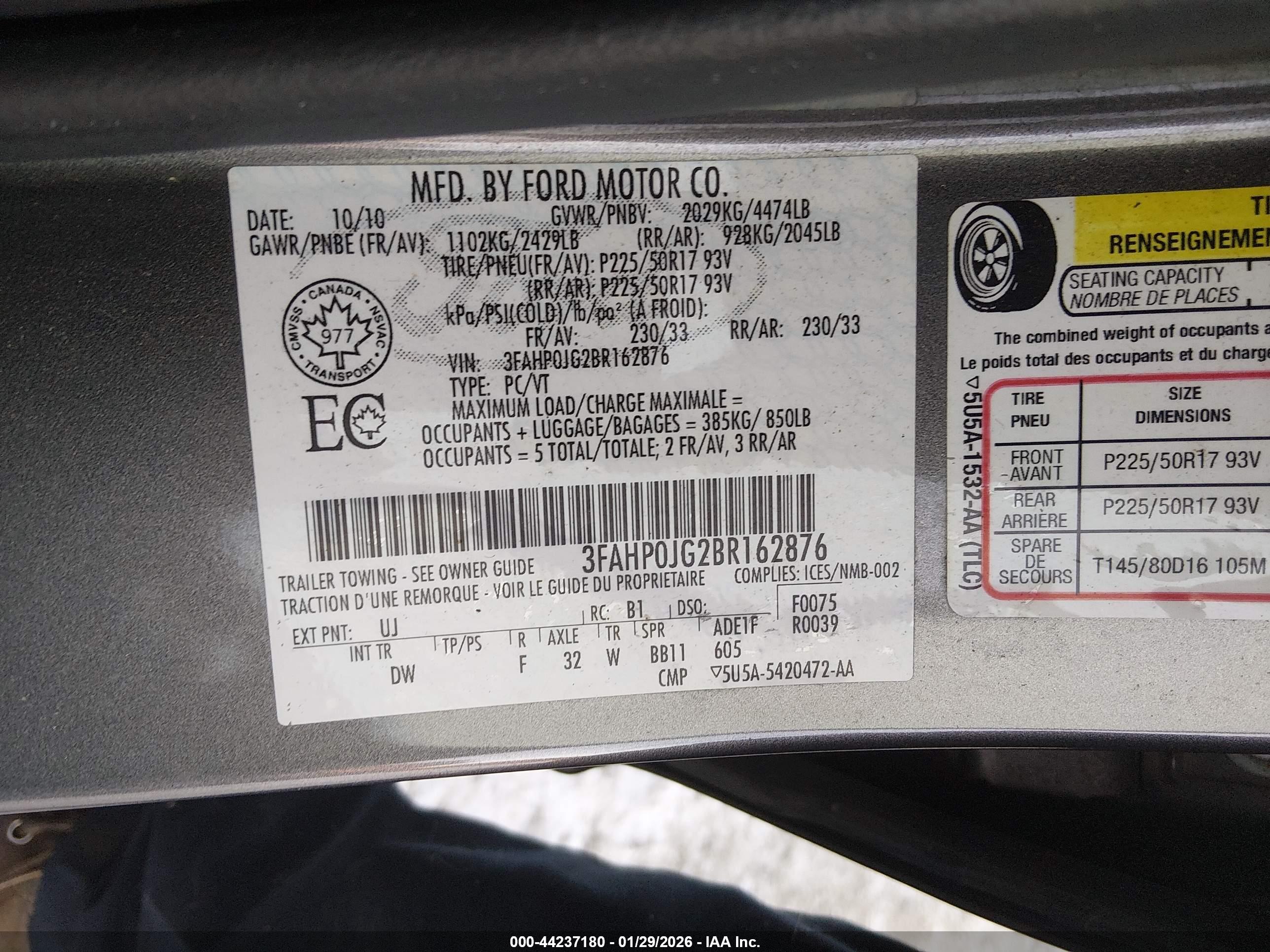 FORD FUSION image 9