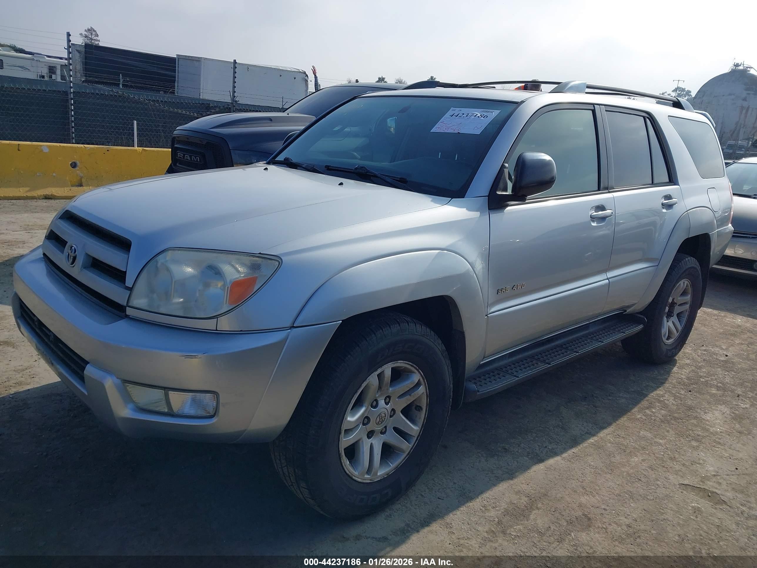 TOYOTA 4RUNNER image 2