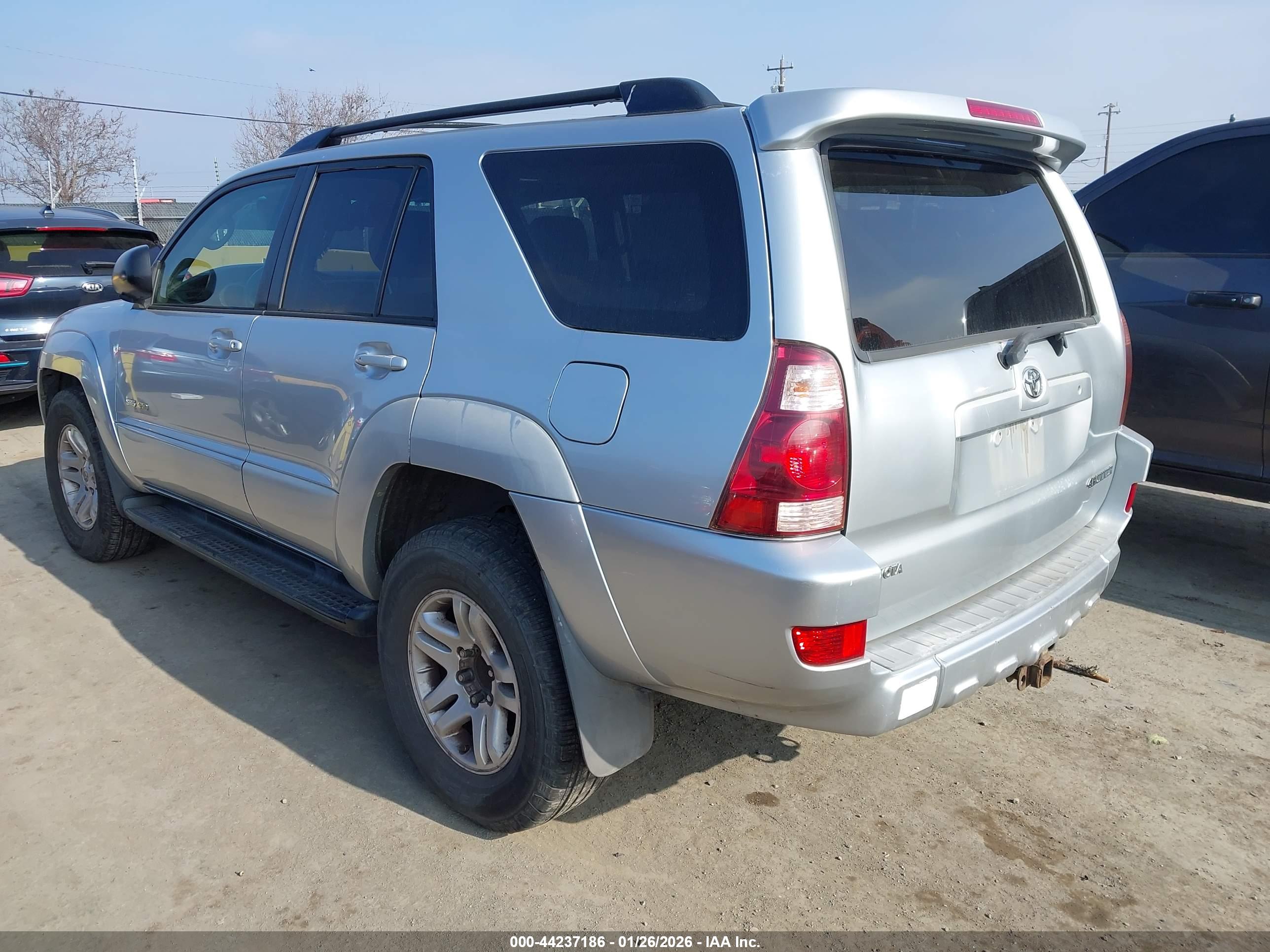TOYOTA 4RUNNER image 3
