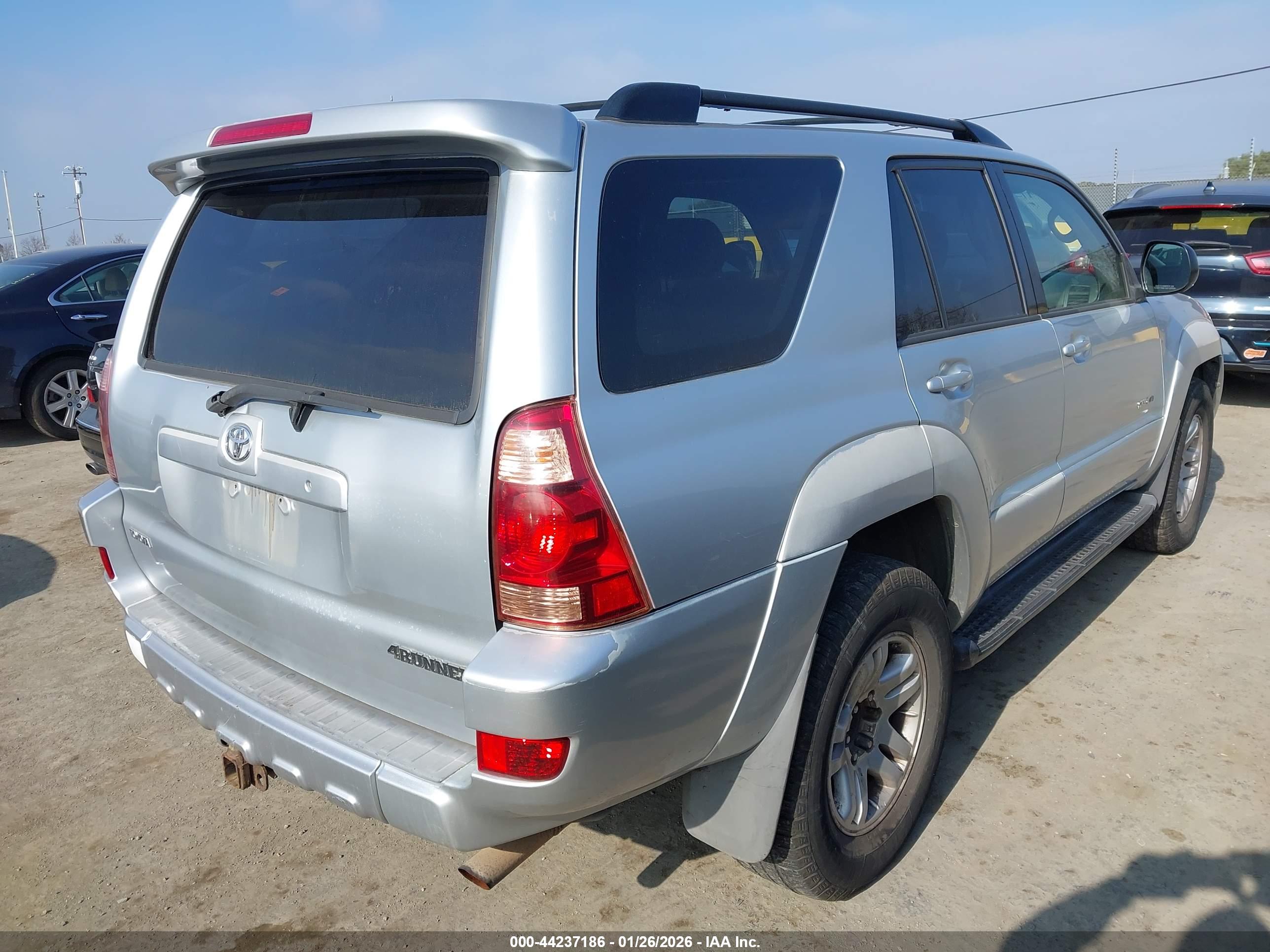 TOYOTA 4RUNNER image 4