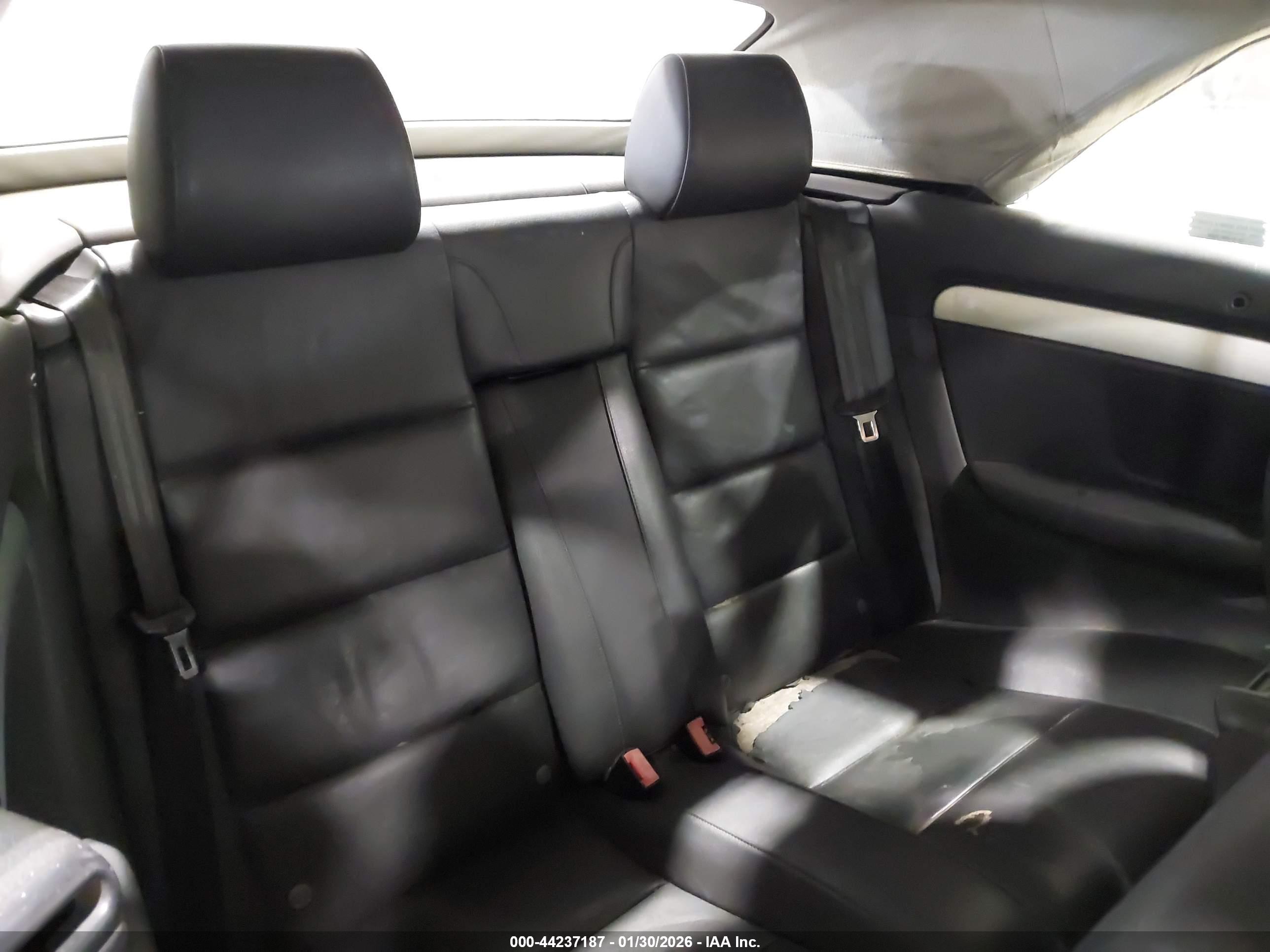 AUDI A4 image 8