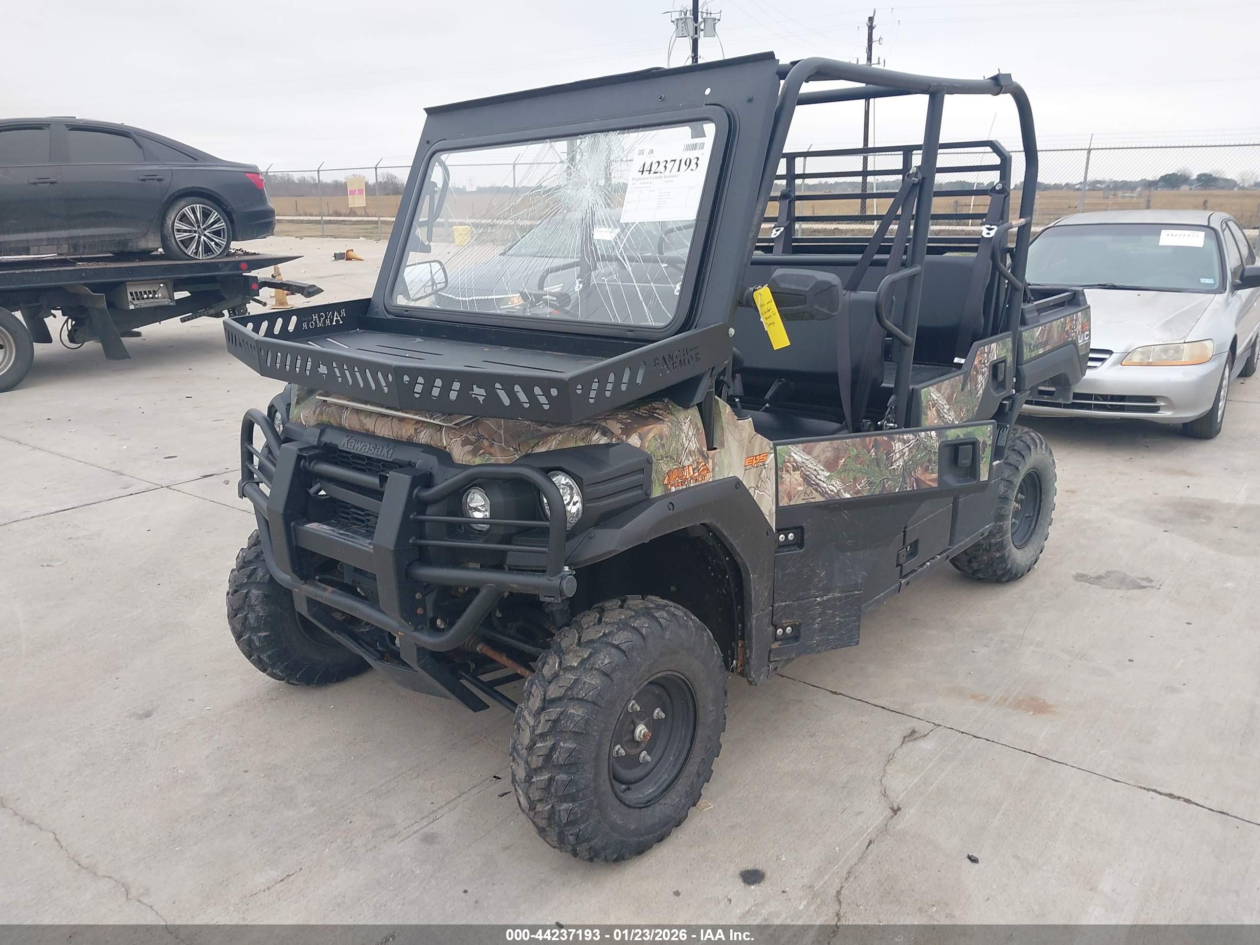 KAWASAKI KAF820 image 5