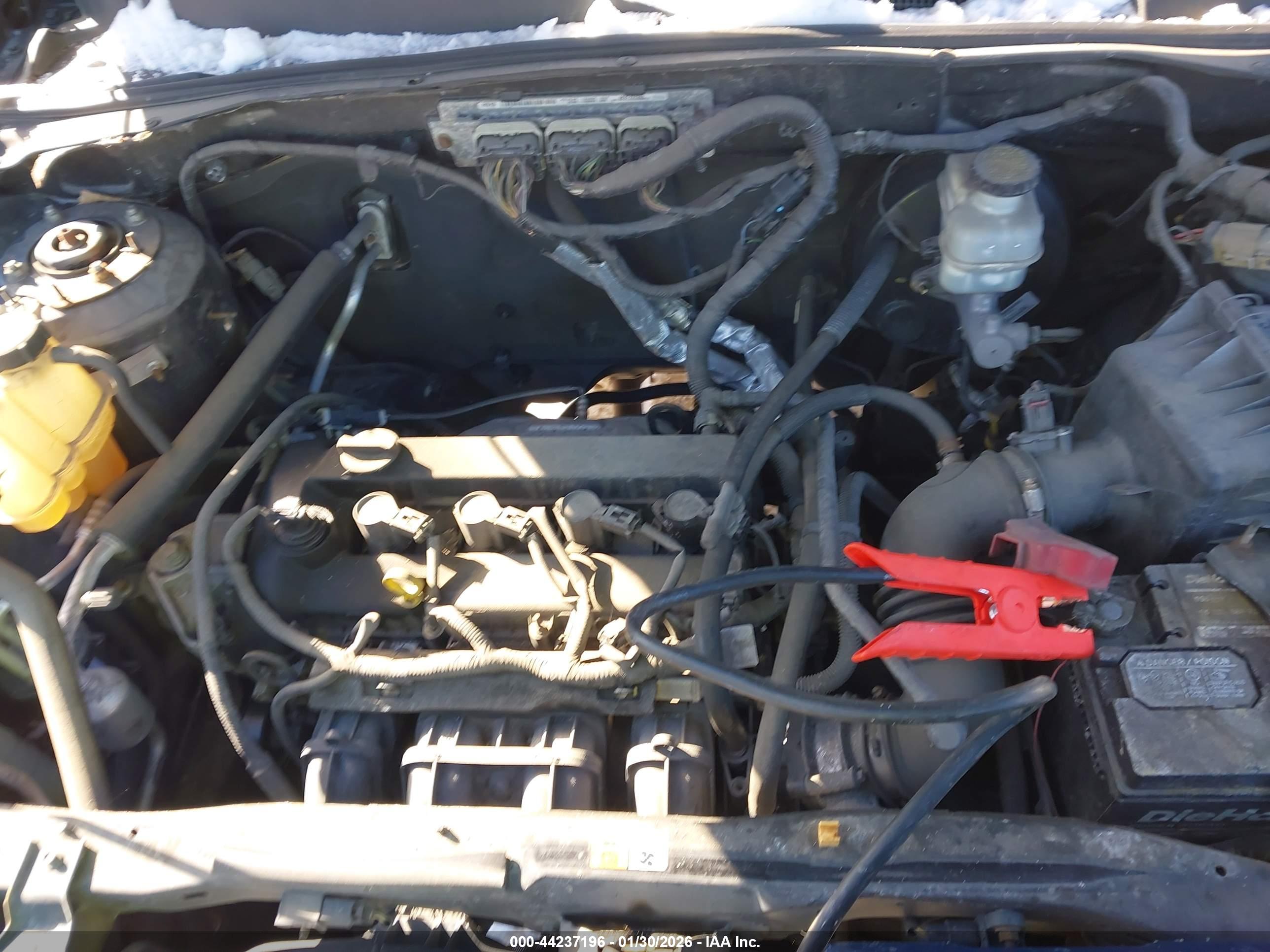 FORD ESCAPE image 10