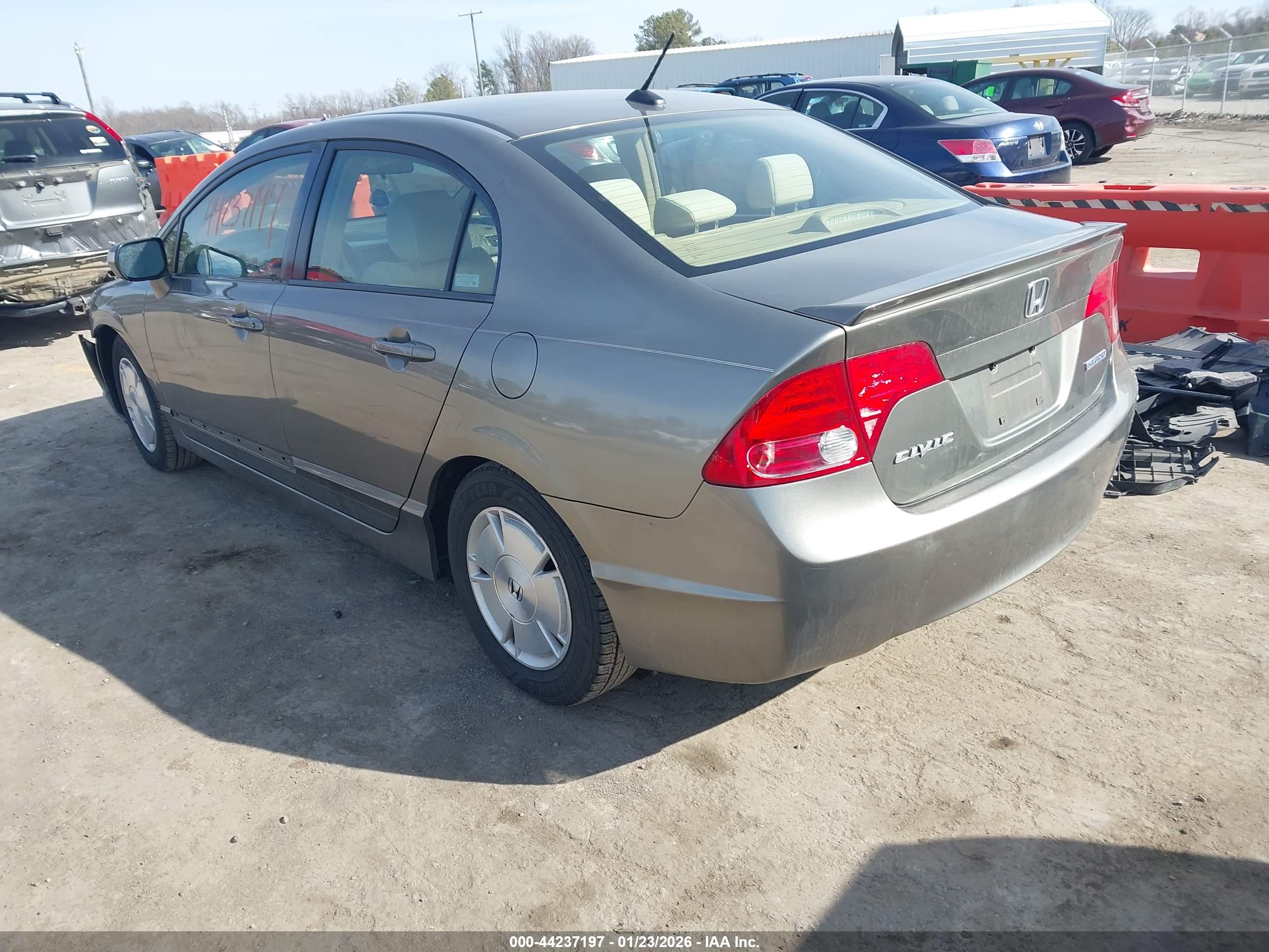 HONDA CIVIC image 3