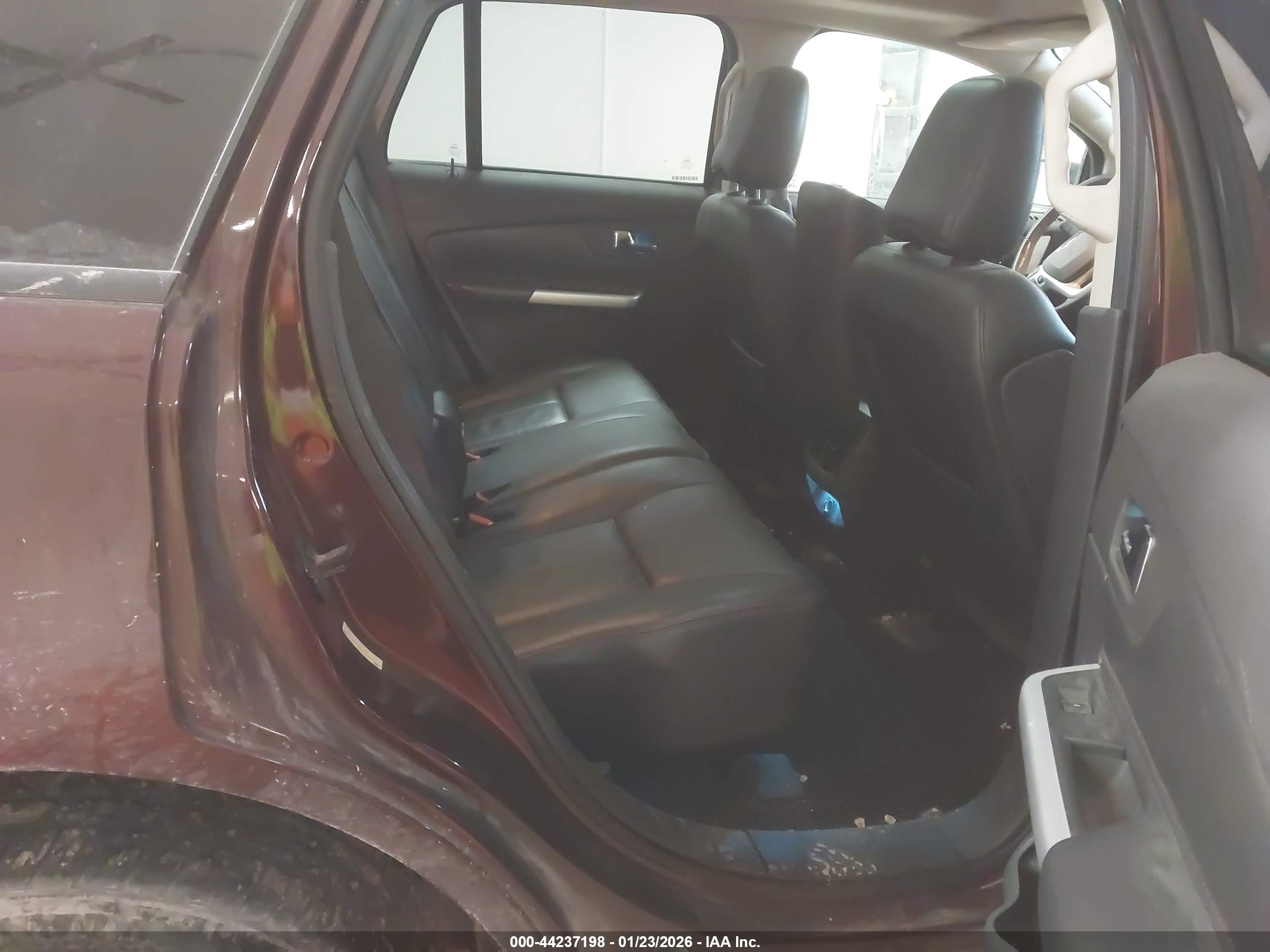 FORD EDGE image 8