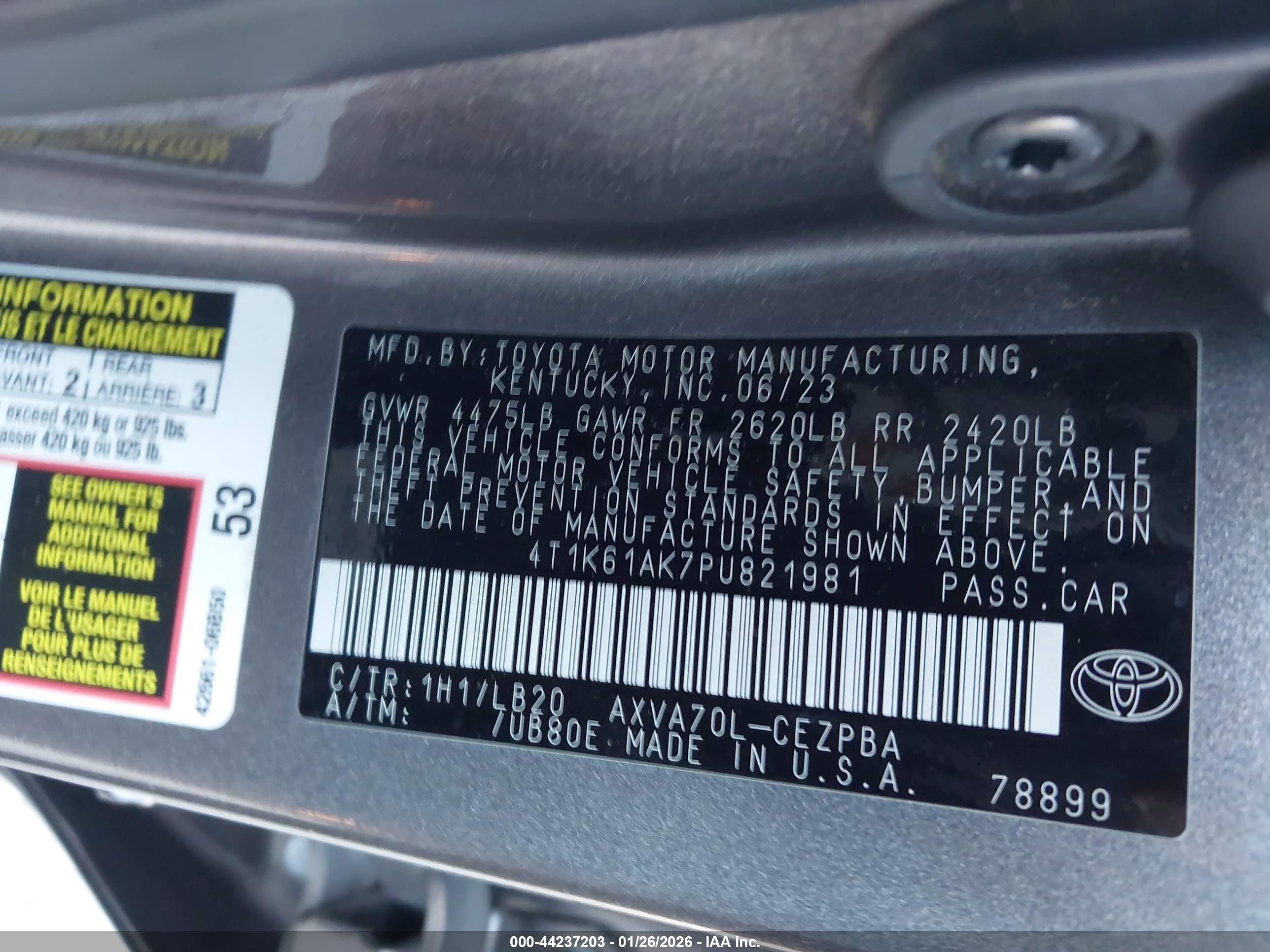 TOYOTA CAMRY image 9